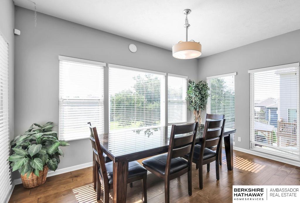 Omaha, Nebraska 68136, United States, 5 Bedrooms Bedrooms, ,2 BathroomsBathrooms,Residential,Active,173535