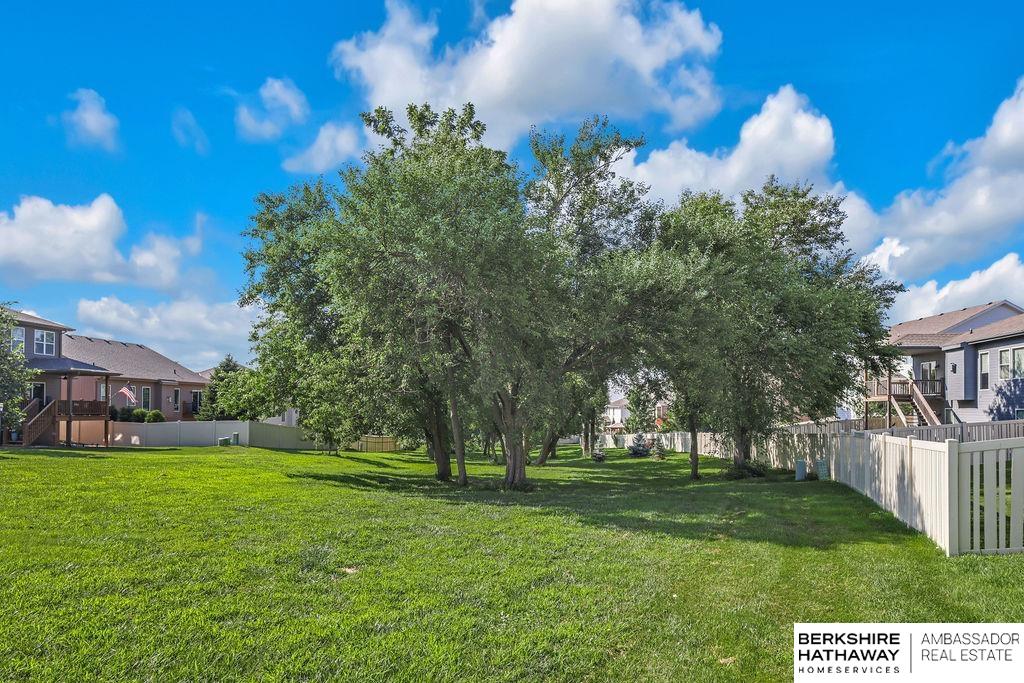 Omaha, Nebraska 68136, United States, 5 Bedrooms Bedrooms, ,2 BathroomsBathrooms,Residential,Active,173535