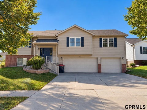 Photo of 1871 Kennedy Drive, Lincoln, NE 68521 (MLS # 22628545)