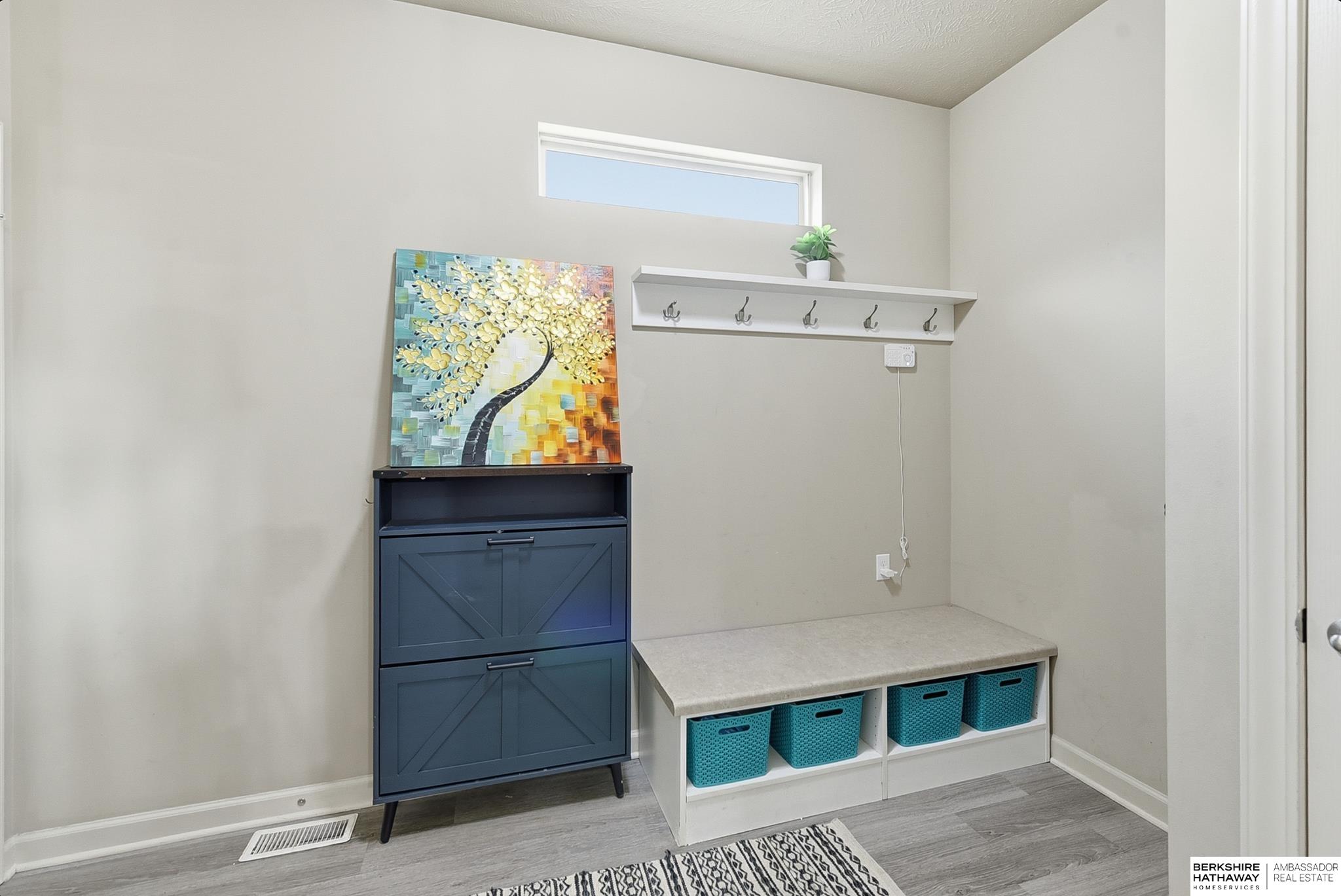 Bennington, Nebraska 68007, United States, 5 Bedrooms Bedrooms, ,3 BathroomsBathrooms,Residential,Active,254687