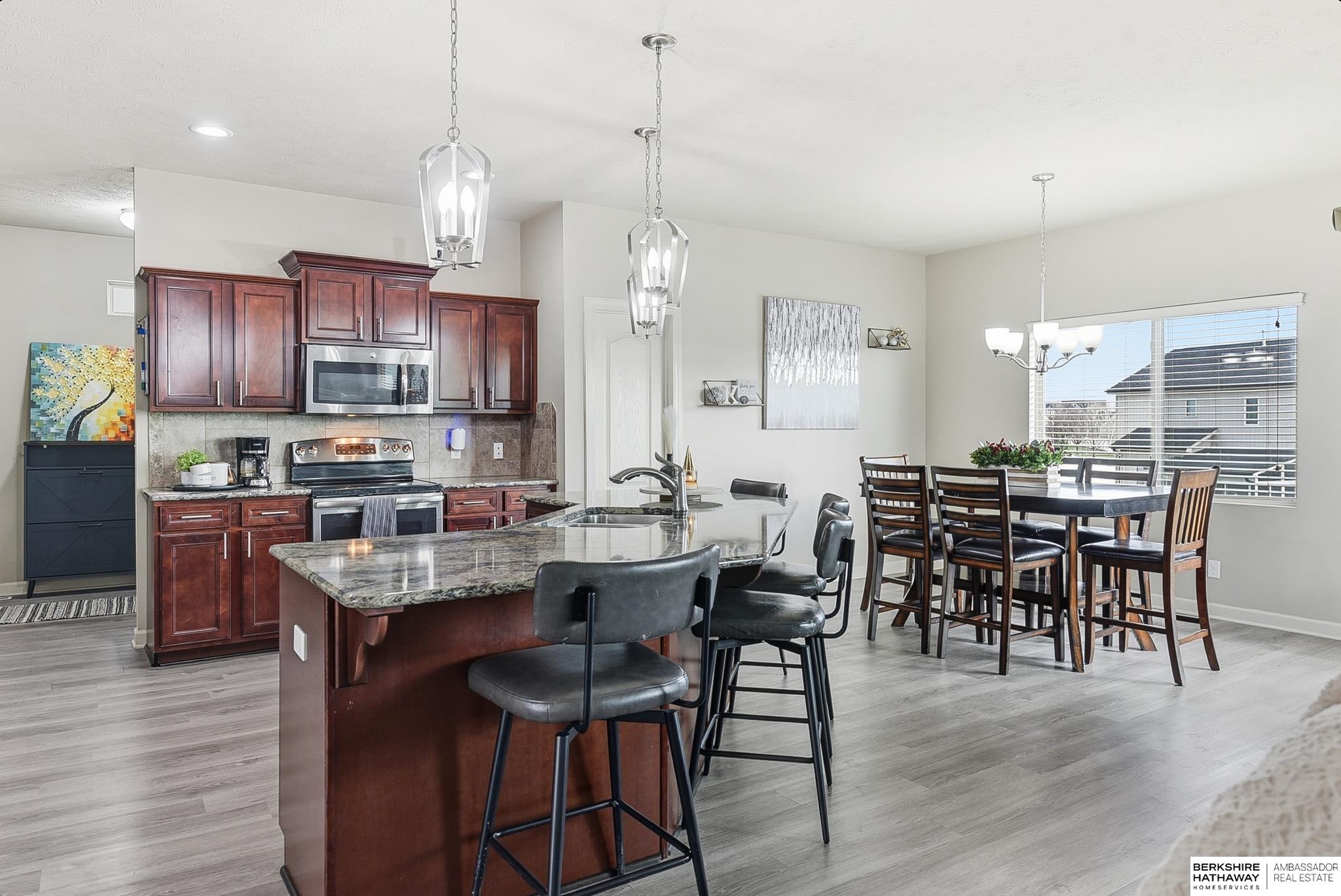 Bennington, Nebraska 68007, United States, 5 Bedrooms Bedrooms, ,3 BathroomsBathrooms,Residential,Active,254687