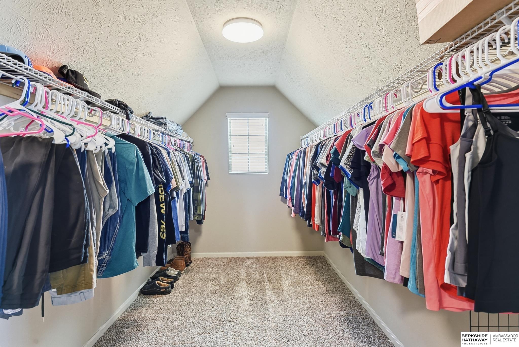 Bennington, Nebraska 68007, United States, 5 Bedrooms Bedrooms, ,3 BathroomsBathrooms,Residential,Active,254687