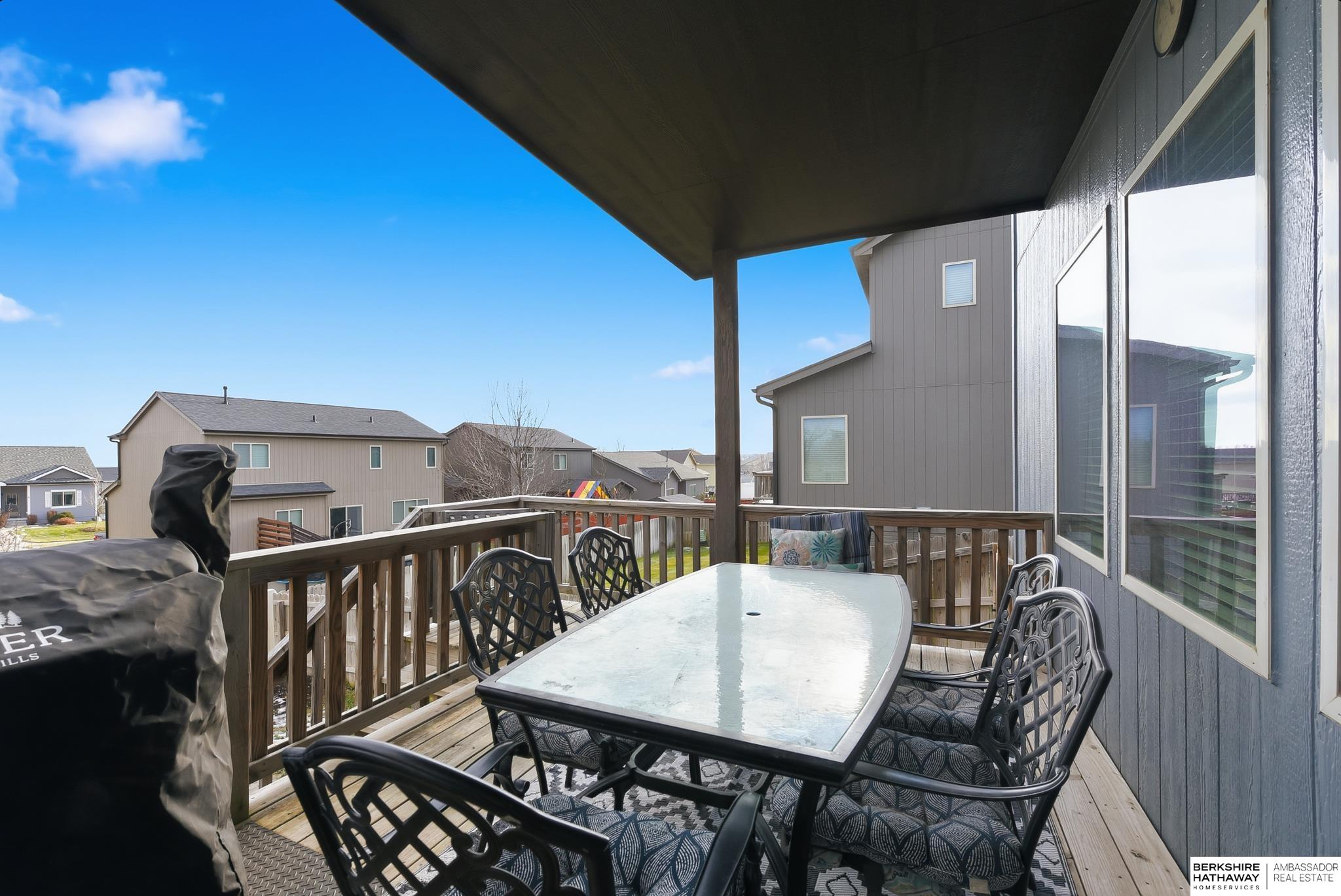 Bennington, Nebraska 68007, United States, 5 Bedrooms Bedrooms, ,3 BathroomsBathrooms,Residential,Active,254687