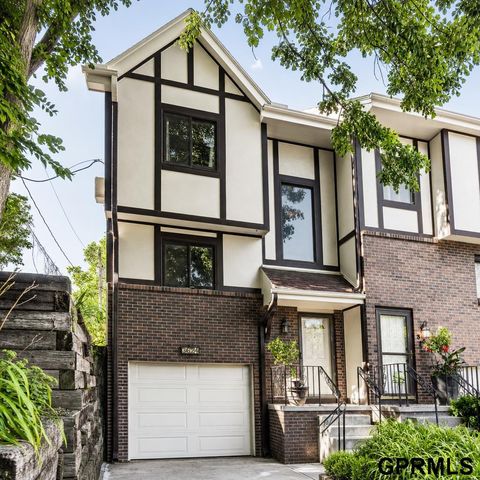 Photo of 3624 Burt Street, Omaha, NE 68131 (MLS # 22619656)