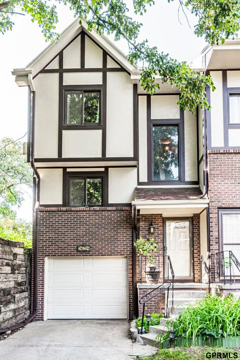 Photo of 3624 Burt Street, Omaha, NE 68131 (MLS # 22619656)