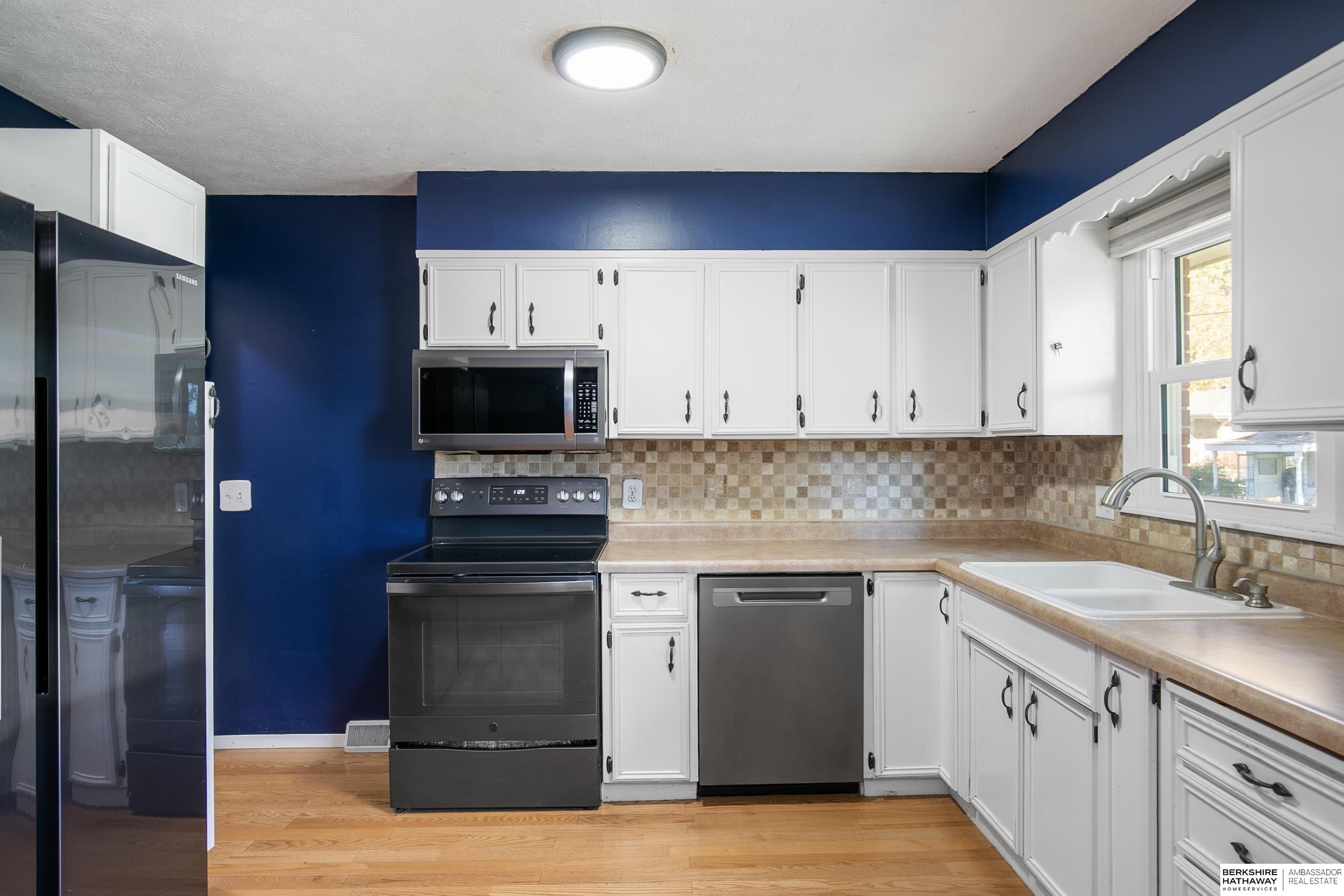 Lincoln, Nebraska 68505, United States, 4 Bedrooms Bedrooms, ,2 BathroomsBathrooms,Residential,Active,252644