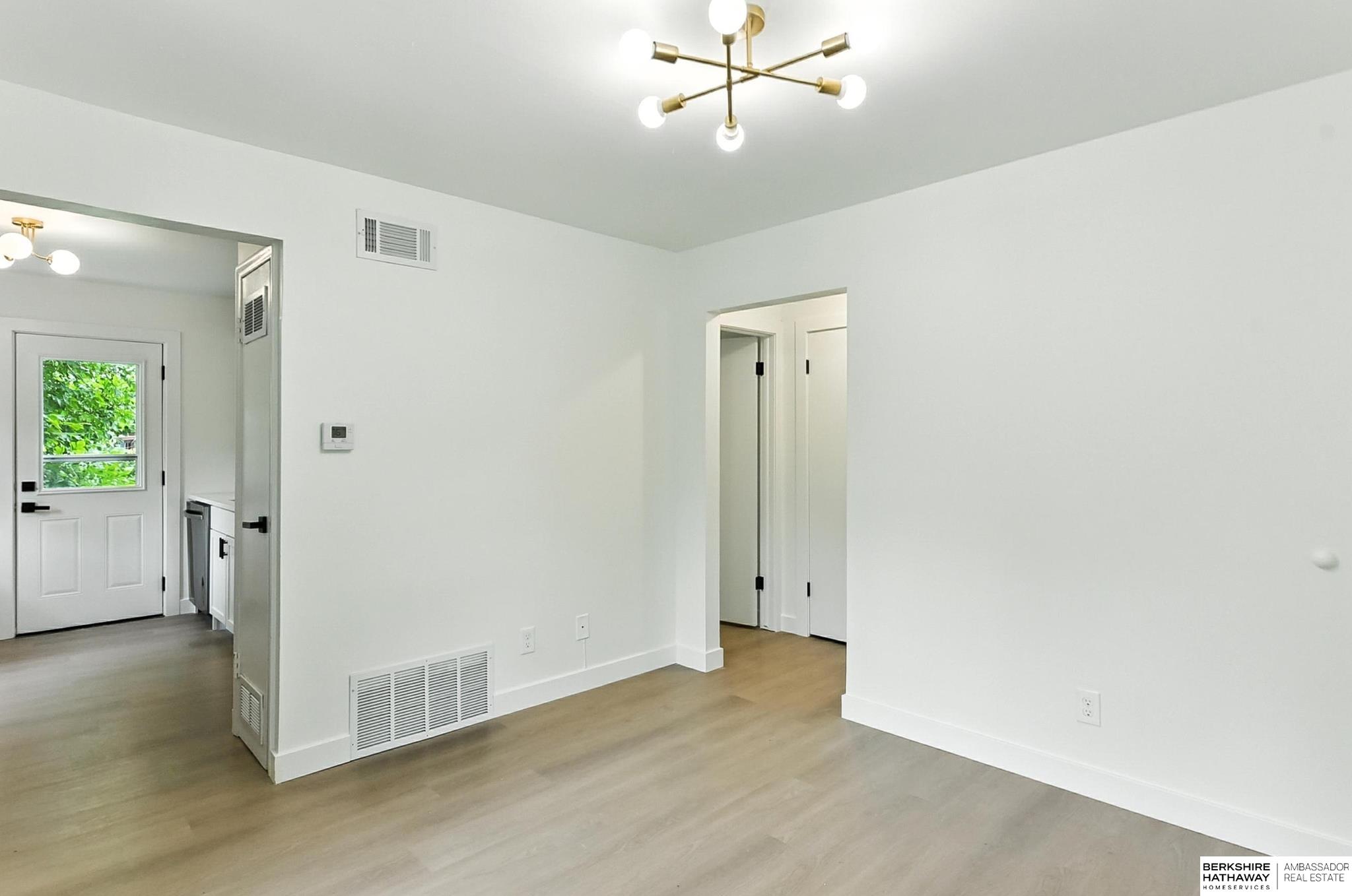 Omaha, Nebraska 68105, United States, 1 Bedroom Bedrooms, ,1 BathroomBathrooms,Residential,Active,154088