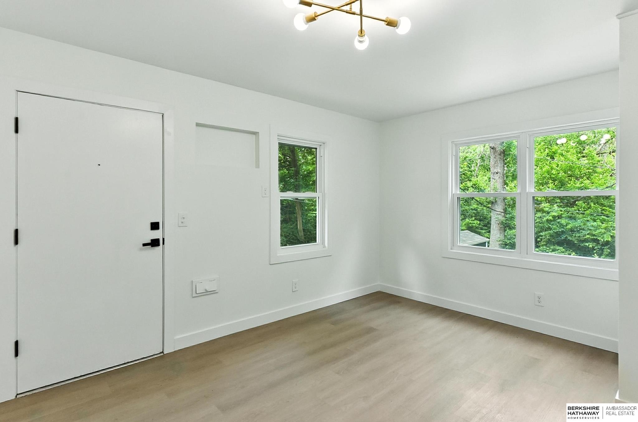 Omaha, Nebraska 68105, United States, 1 Bedroom Bedrooms, ,1 BathroomBathrooms,Residential,Active,154088