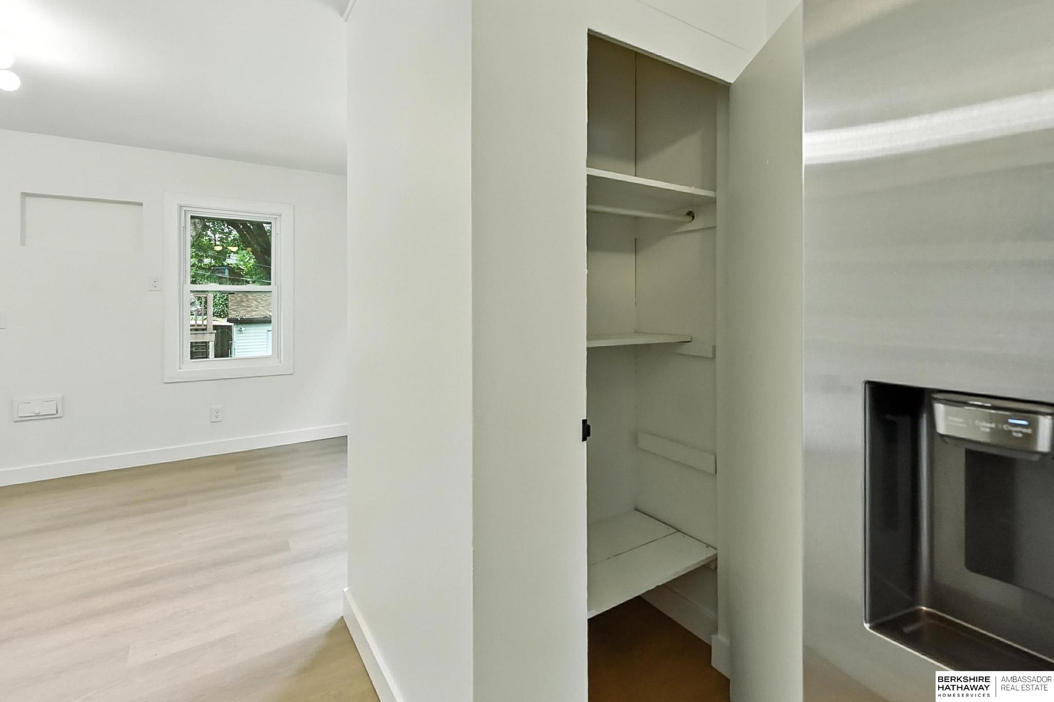 Omaha, Nebraska 68105, United States, 1 Bedroom Bedrooms, ,1 BathroomBathrooms,Residential,Active,154088