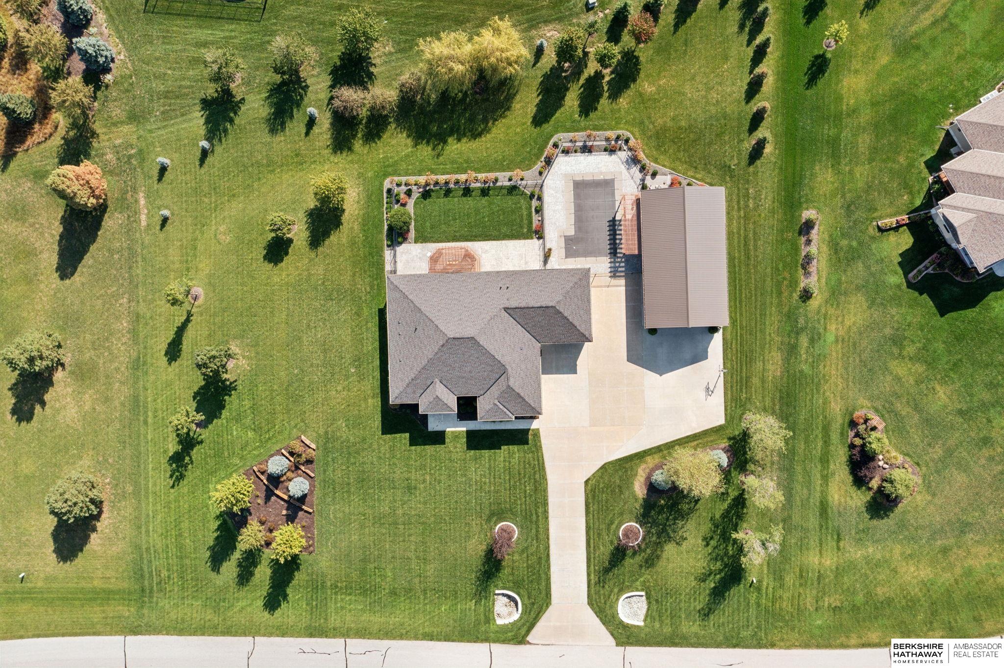 Eagle, Nebraska 68347, United States, 5 Bedrooms Bedrooms, ,3 BathroomsBathrooms,Residential,Active,217111