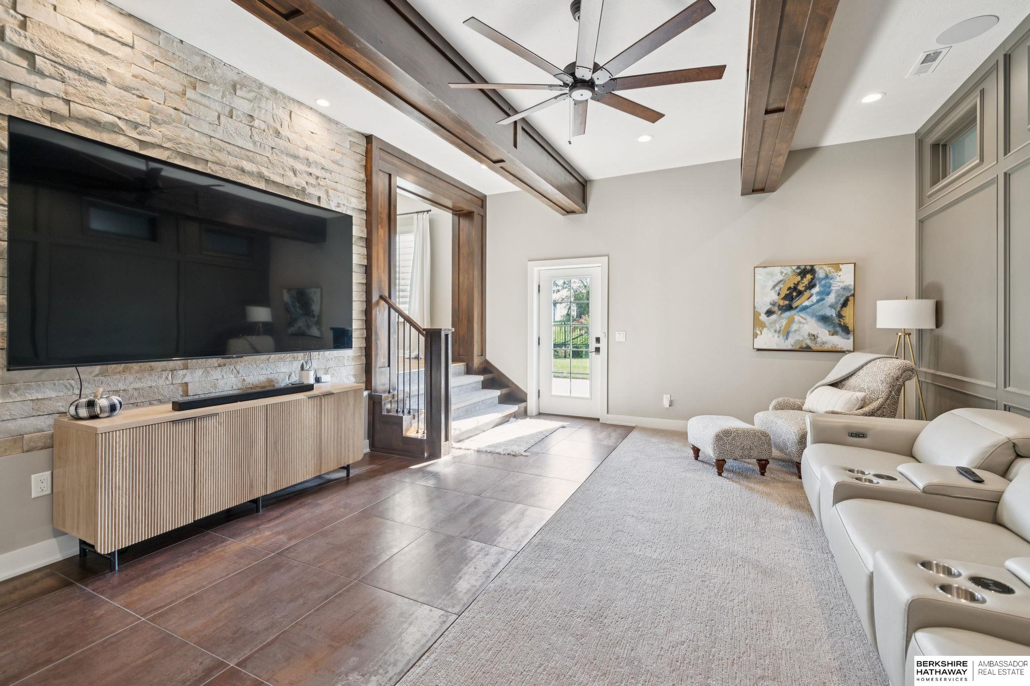 Eagle, Nebraska 68347, United States, 5 Bedrooms Bedrooms, ,3 BathroomsBathrooms,Residential,Active,217111