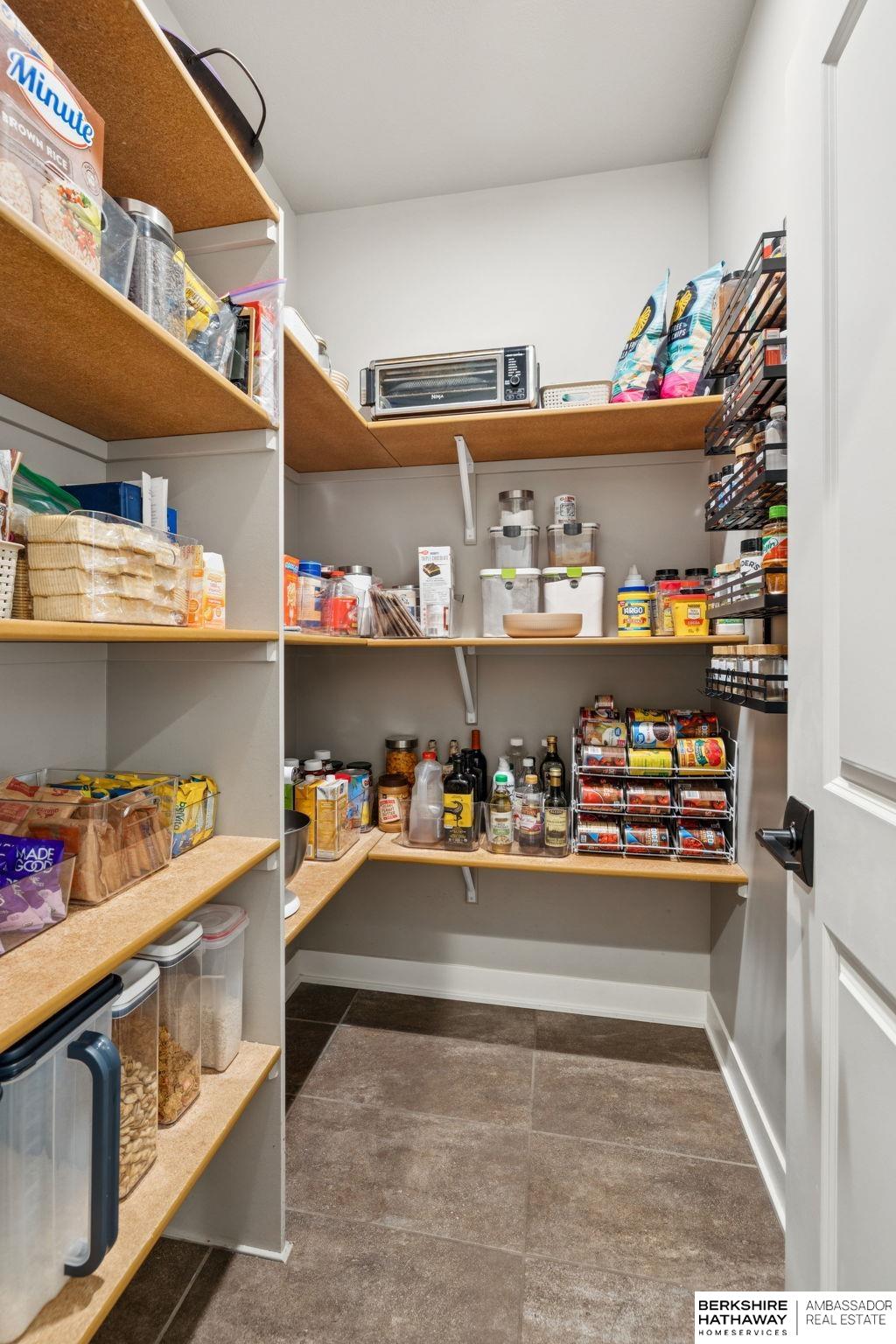 Eagle, Nebraska 68347, United States, 5 Bedrooms Bedrooms, ,3 BathroomsBathrooms,Residential,Active,217111