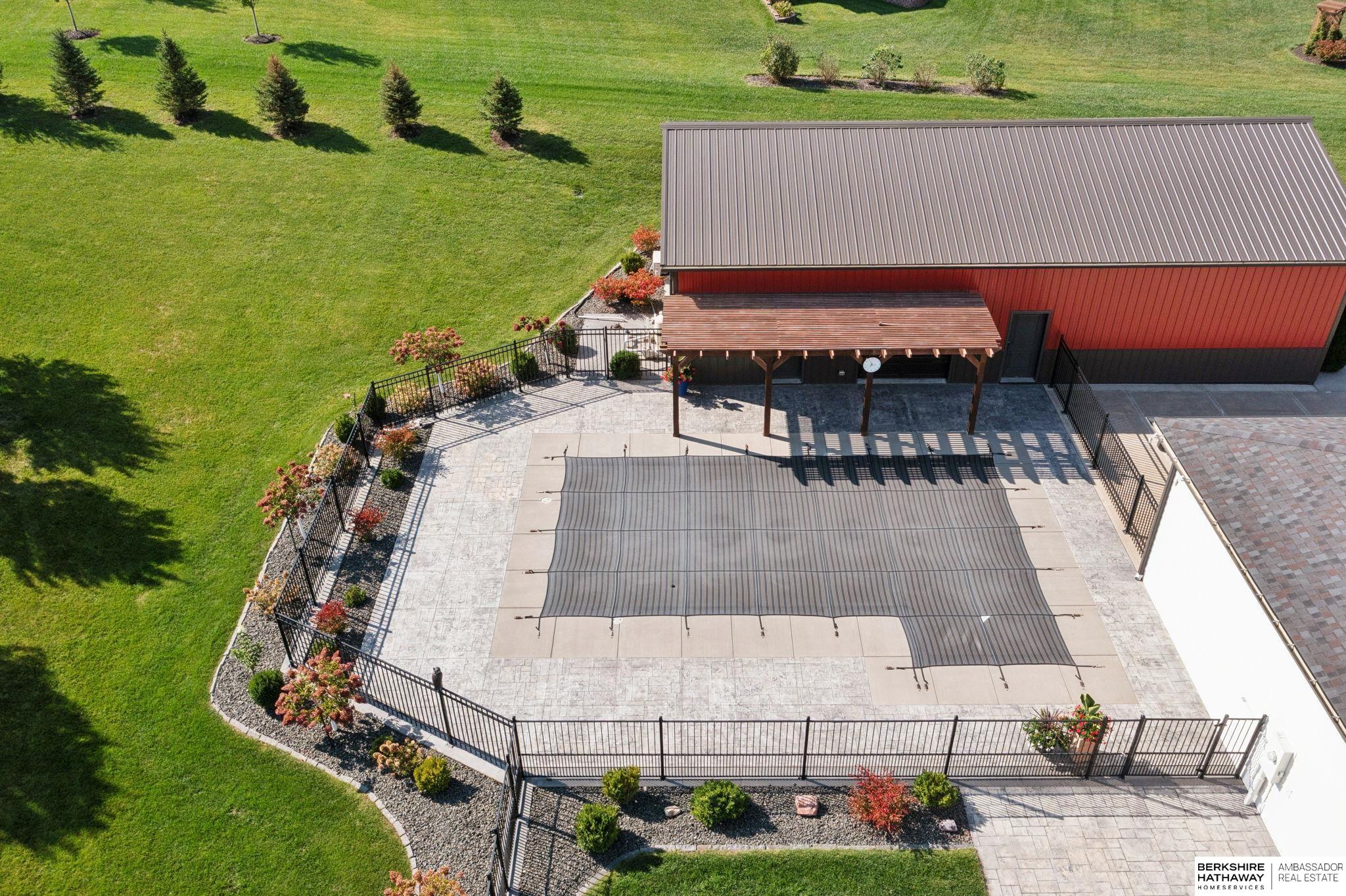 Eagle, Nebraska 68347, United States, 5 Bedrooms Bedrooms, ,3 BathroomsBathrooms,Residential,Active,217111