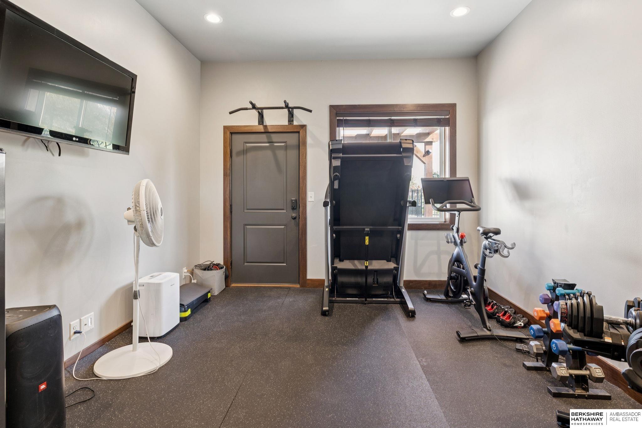 Eagle, Nebraska 68347, United States, 5 Bedrooms Bedrooms, ,3 BathroomsBathrooms,Residential,Active,217111