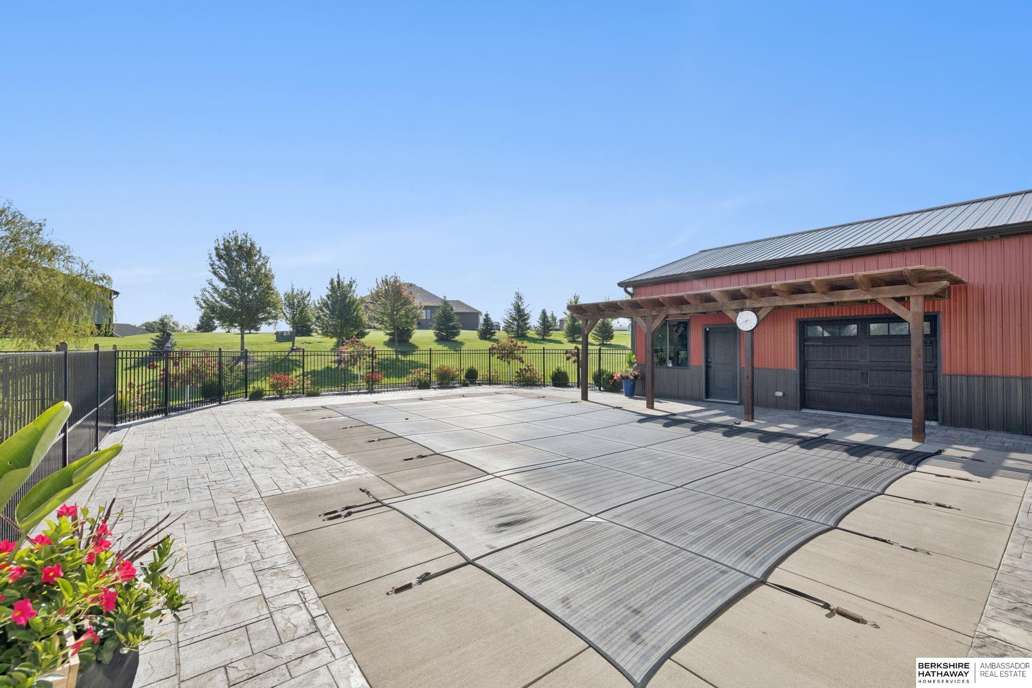 Eagle, Nebraska 68347, United States, 5 Bedrooms Bedrooms, ,3 BathroomsBathrooms,Residential,Active,217111