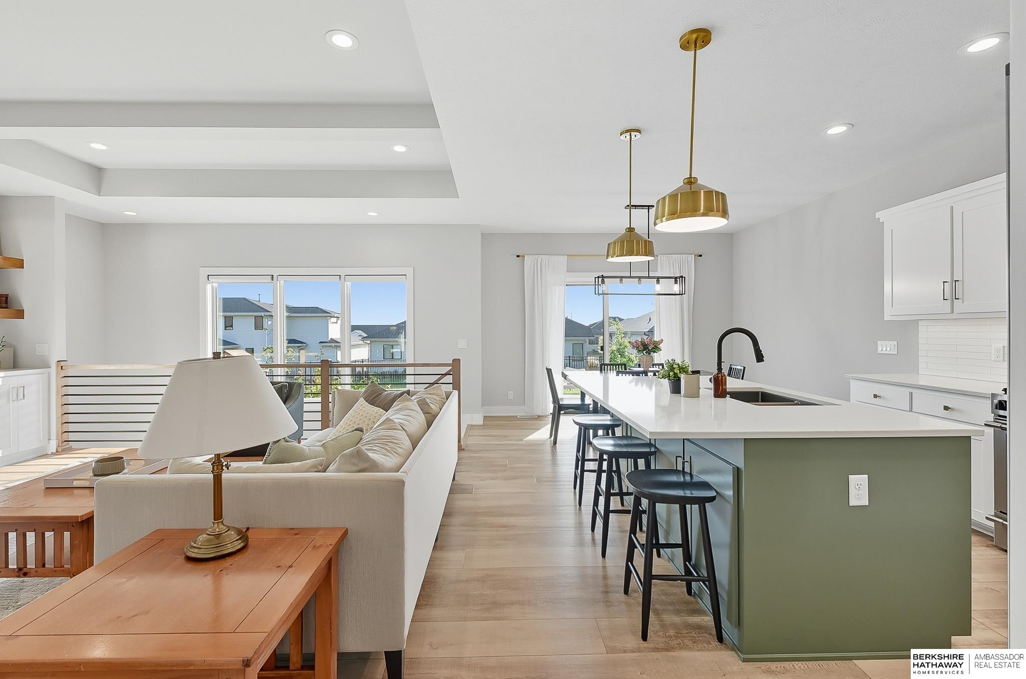 Elkhorn, Nebraska 68022, United States, 5 Bedrooms Bedrooms, ,3 BathroomsBathrooms,Residential,Active,220780