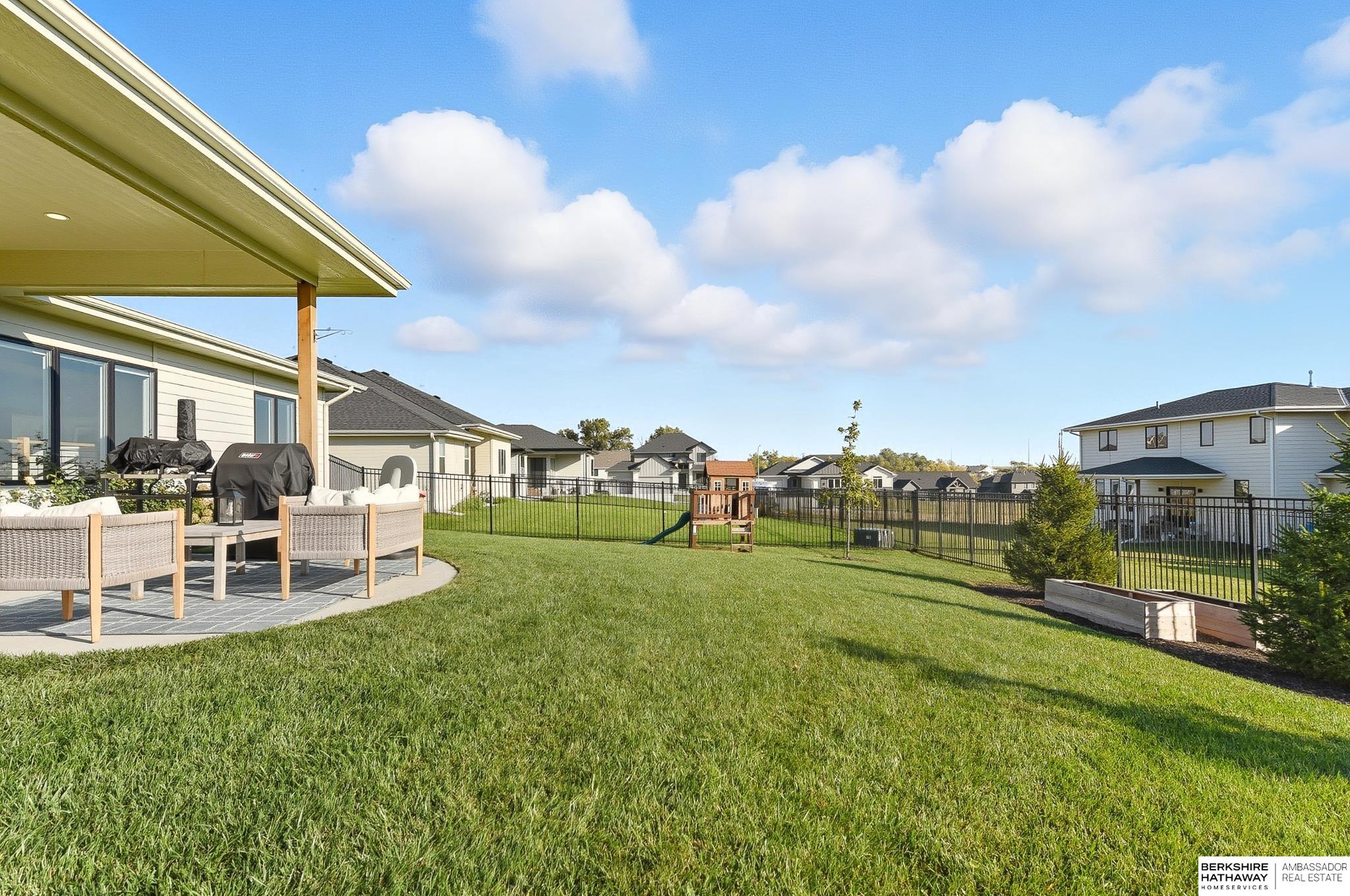 Elkhorn, Nebraska 68022, United States, 5 Bedrooms Bedrooms, ,3 BathroomsBathrooms,Residential,Active,220780