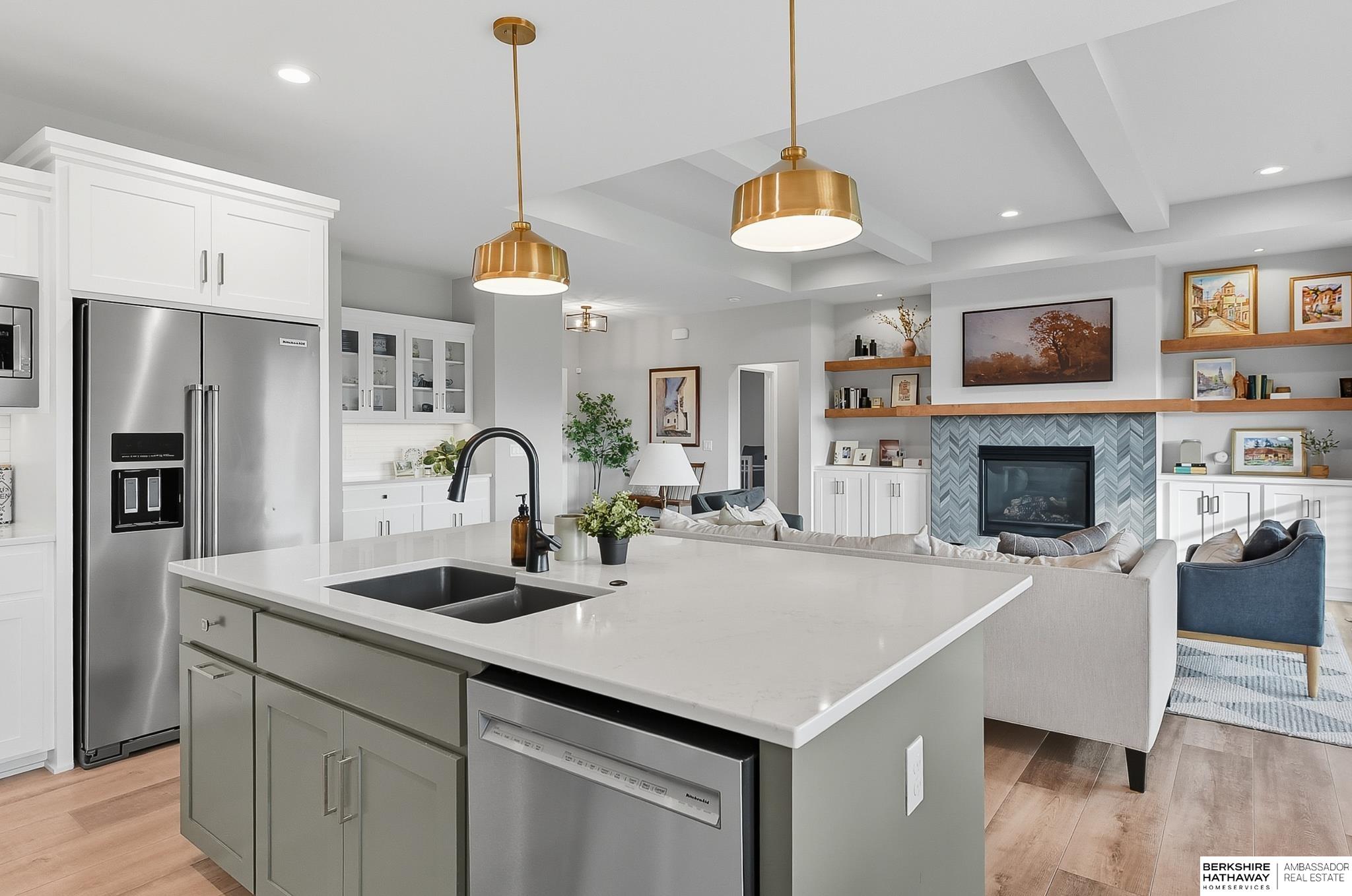 Elkhorn, Nebraska 68022, United States, 5 Bedrooms Bedrooms, ,3 BathroomsBathrooms,Residential,Active,220780