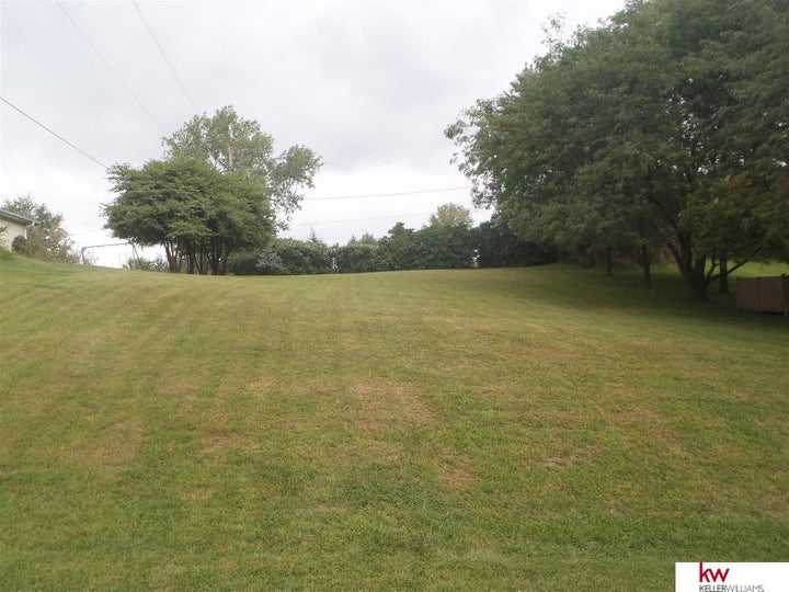 Photo 1 of 11 — 1920 Dunbar Drive, Plattsmouth, NE 68048