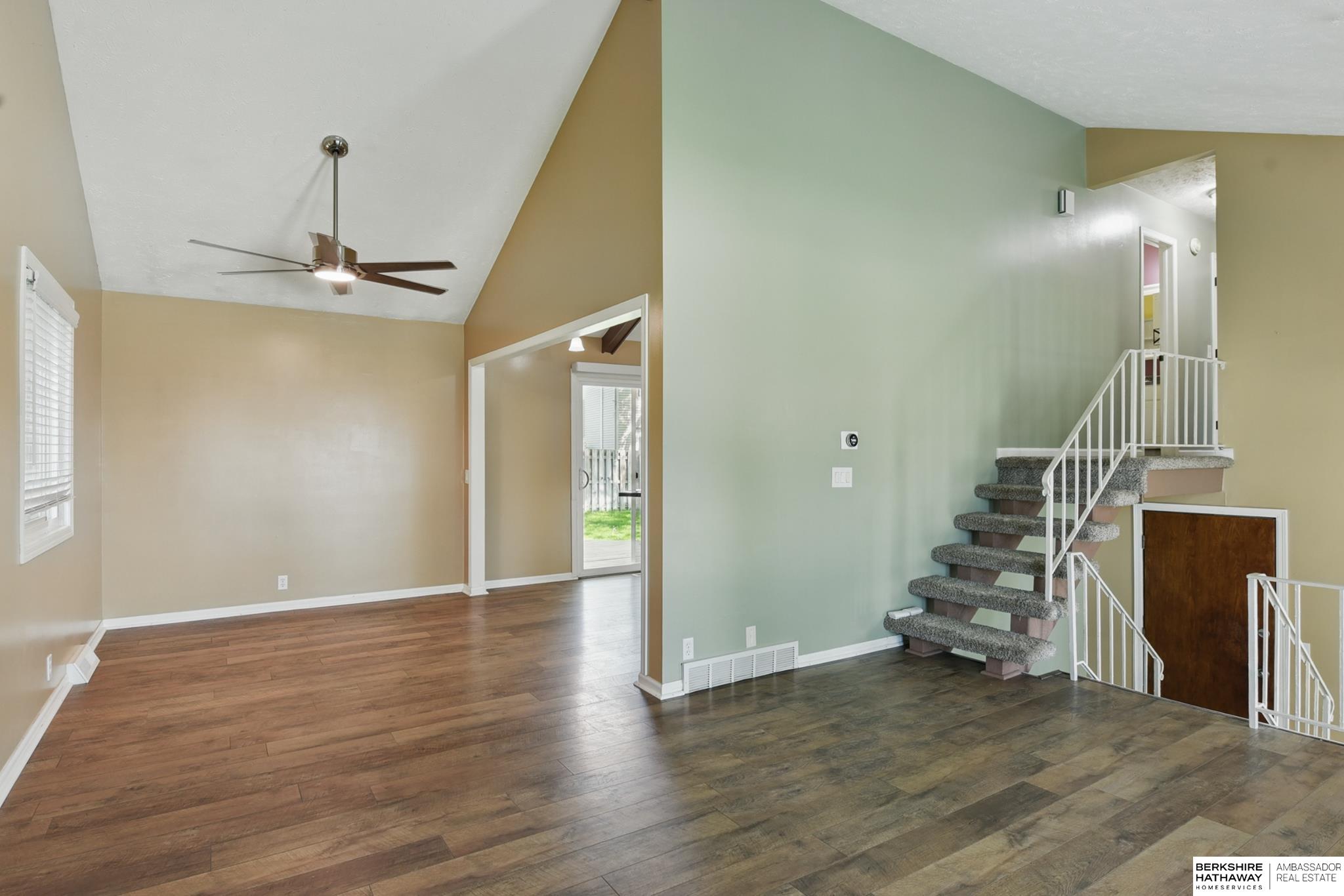 Omaha, Nebraska 68164, United States, 3 Bedrooms Bedrooms, ,2 BathroomsBathrooms,Residential,Active,126422