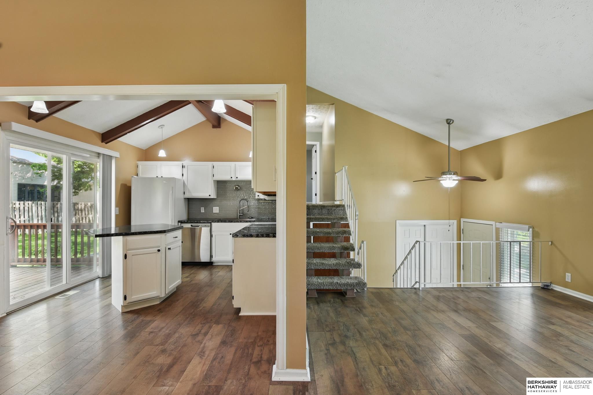 Omaha, Nebraska 68164, United States, 3 Bedrooms Bedrooms, ,2 BathroomsBathrooms,Residential,Active,126422