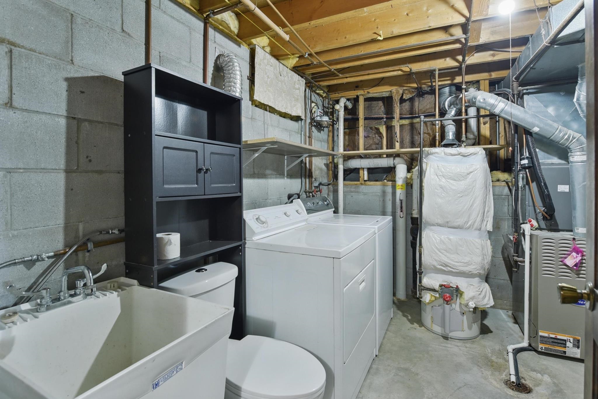 Omaha, Nebraska 68164, United States, 3 Bedrooms Bedrooms, ,2 BathroomsBathrooms,Residential,Active,126422