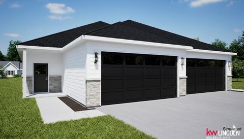 Photo of 11761 S 125 Street, Papillion, NE 68046 (MLS # 22608009)