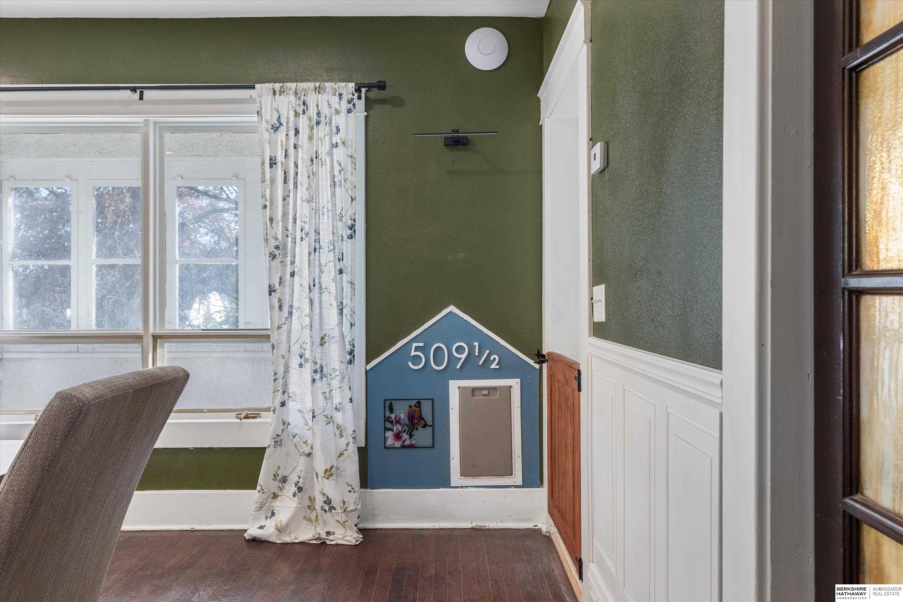 Plattsmouth, Nebraska 68048, United States, 5 Bedrooms Bedrooms, ,2 BathroomsBathrooms,Residential,Active,244532