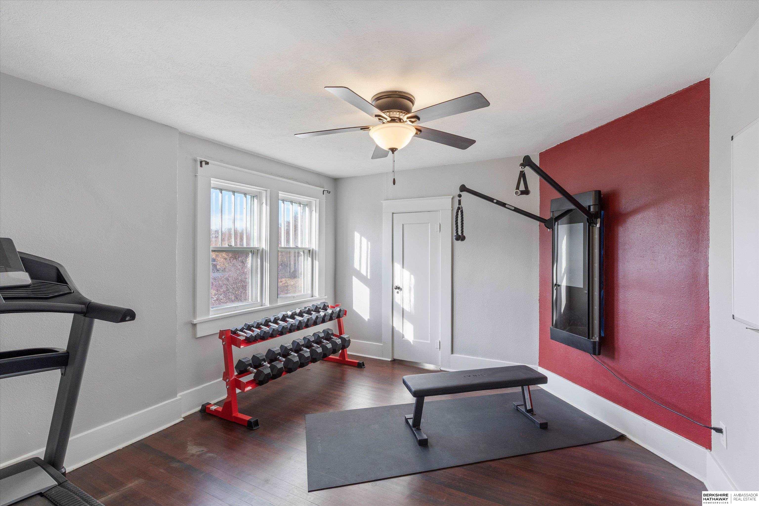 Plattsmouth, Nebraska 68048, United States, 5 Bedrooms Bedrooms, ,2 BathroomsBathrooms,Residential,Active,244532