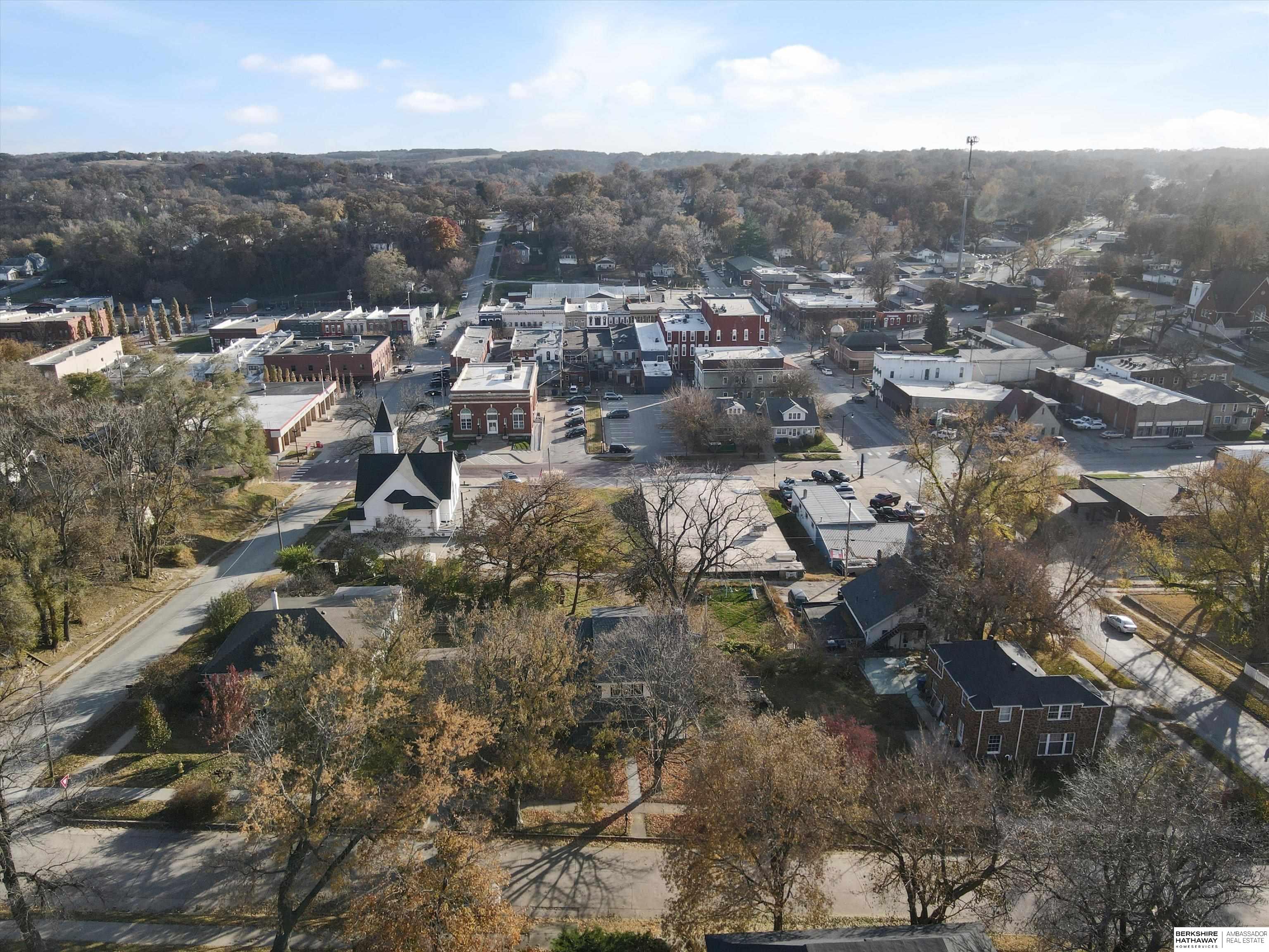 Plattsmouth, Nebraska 68048, United States, 5 Bedrooms Bedrooms, ,2 BathroomsBathrooms,Residential,Active,244532