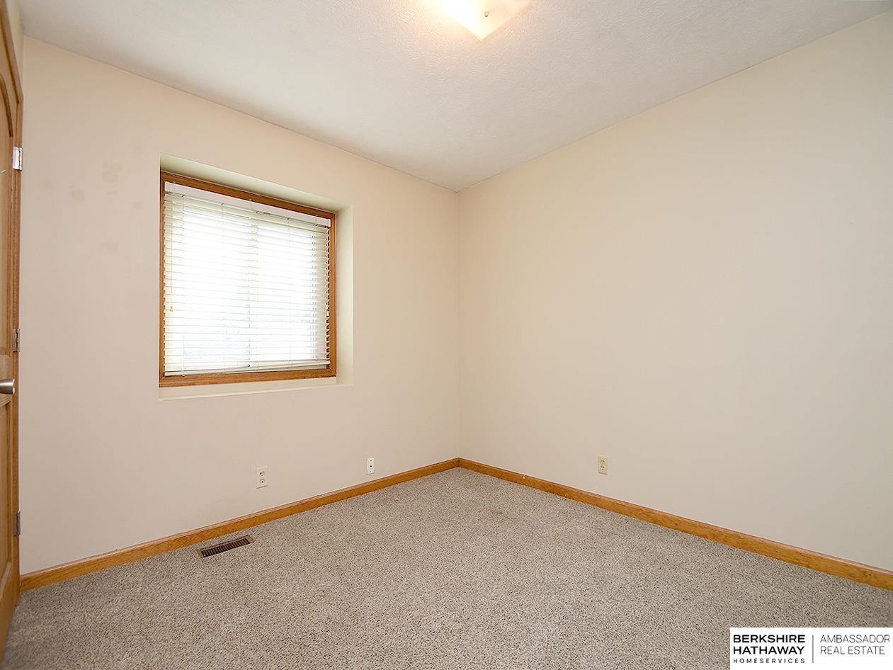 Omaha, Nebraska 68144, United States, 3 Bedrooms Bedrooms, ,2 BathroomsBathrooms,Residential,Active,154880