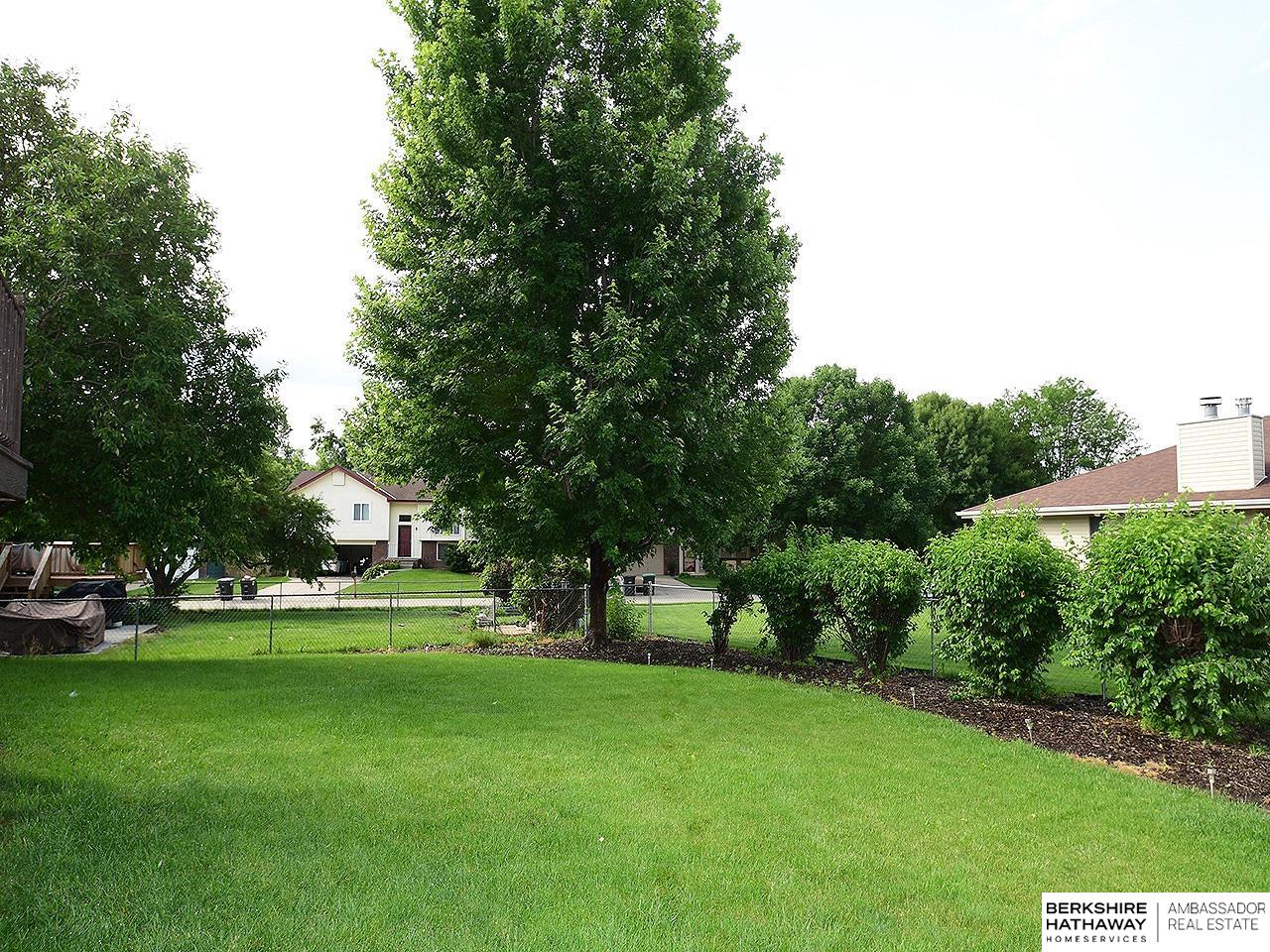 Omaha, Nebraska 68144, United States, 3 Bedrooms Bedrooms, ,2 BathroomsBathrooms,Residential,Active,154880