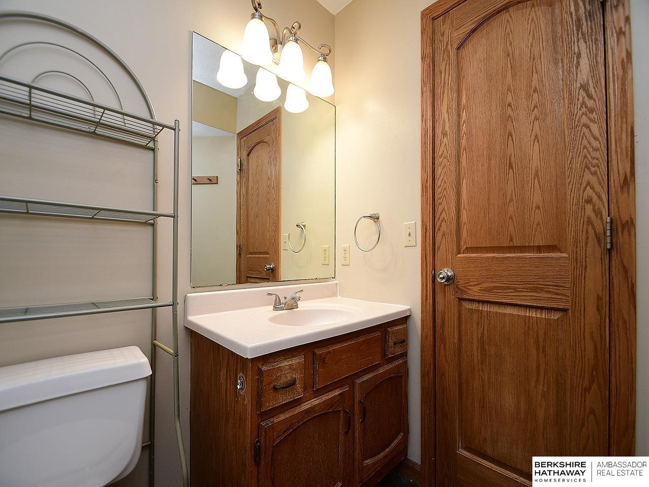 Omaha, Nebraska 68144, United States, 3 Bedrooms Bedrooms, ,2 BathroomsBathrooms,Residential,Active,154880