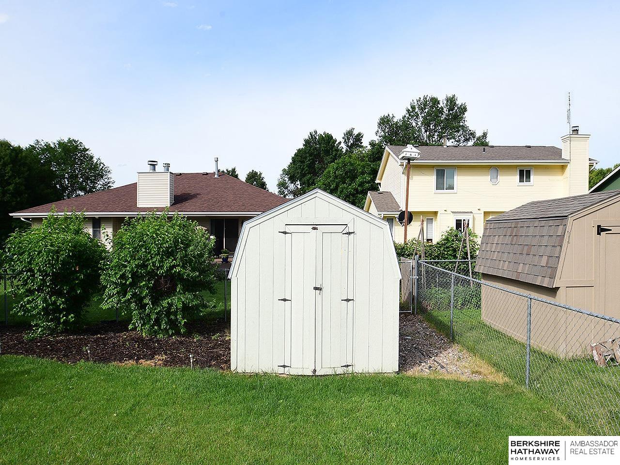 Omaha, Nebraska 68144, United States, 3 Bedrooms Bedrooms, ,2 BathroomsBathrooms,Residential,Active,154880