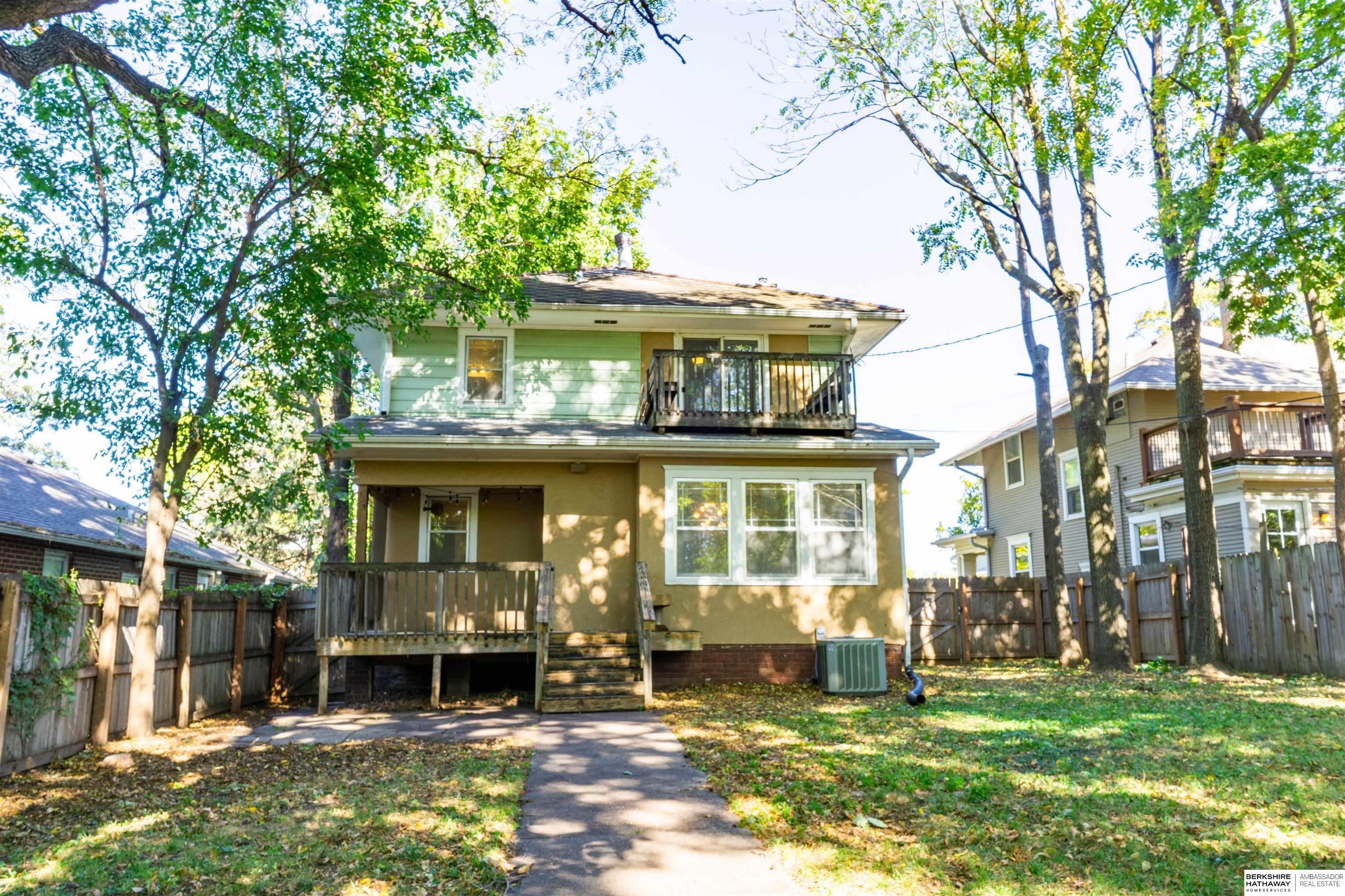 Omaha, Nebraska 68131, United States, 3 Bedrooms Bedrooms, ,2 BathroomsBathrooms,Residential,Active,232477