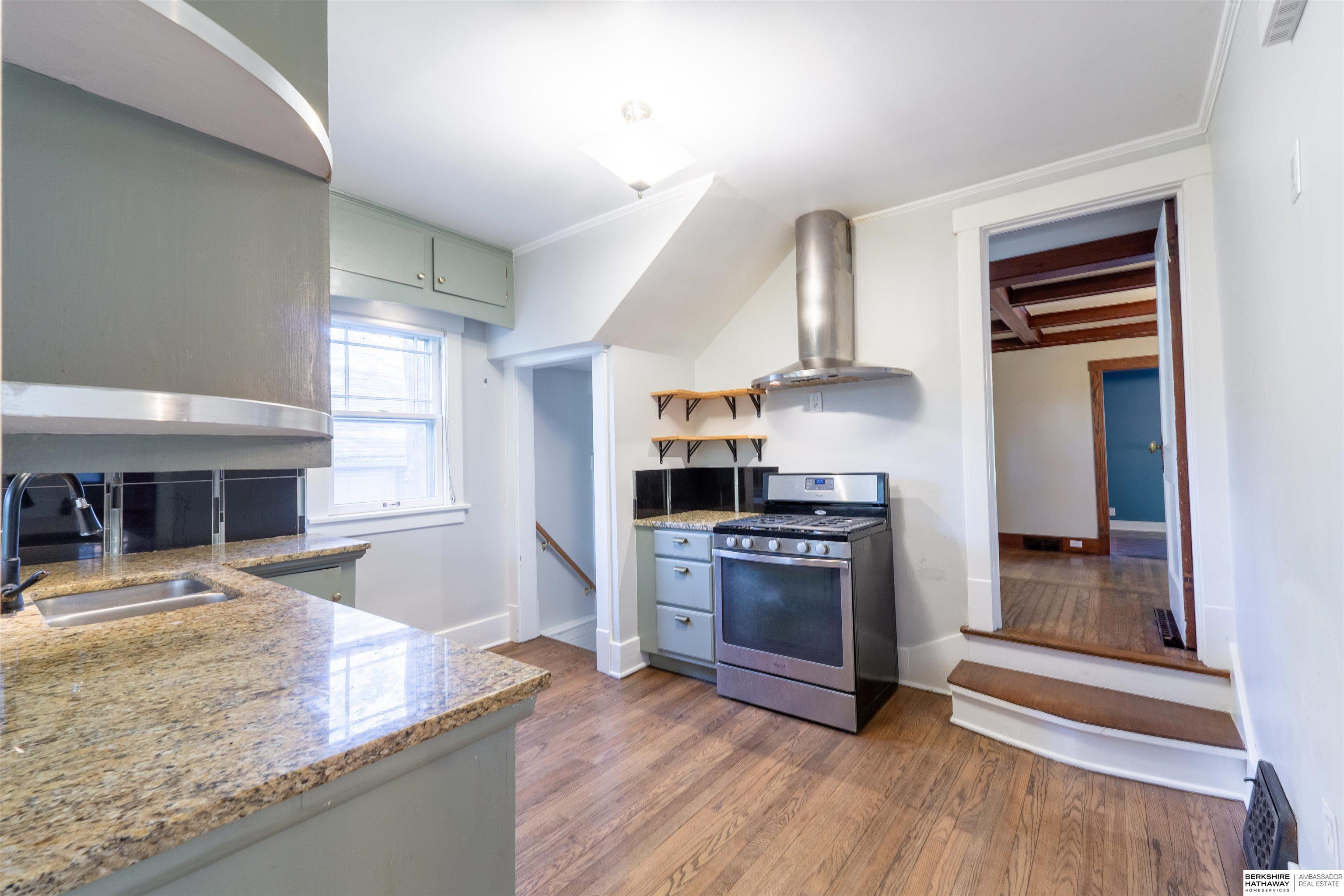 Omaha, Nebraska 68131, United States, 3 Bedrooms Bedrooms, ,2 BathroomsBathrooms,Residential,Active,232477