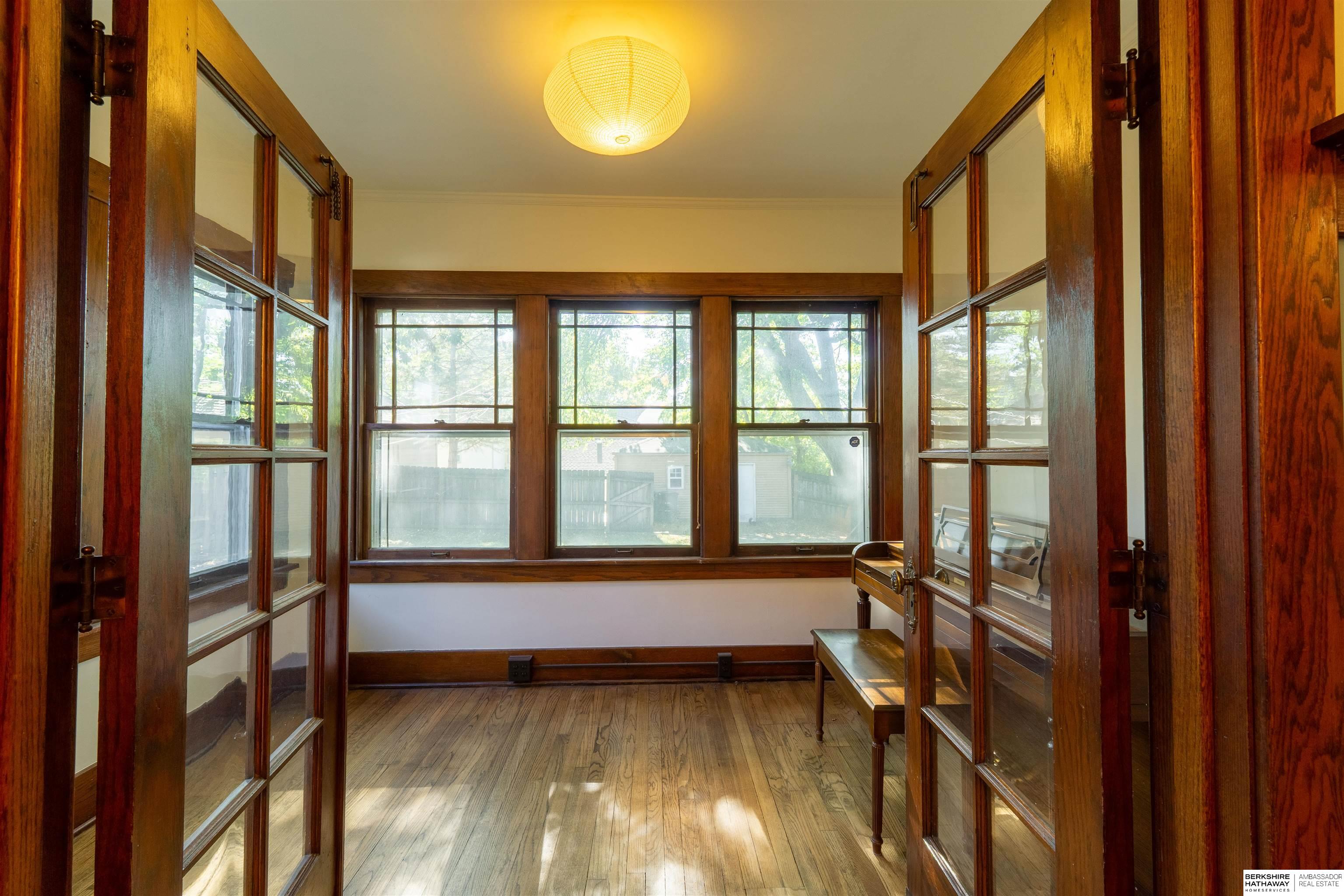 Omaha, Nebraska 68131, United States, 3 Bedrooms Bedrooms, ,2 BathroomsBathrooms,Residential,Active,232477