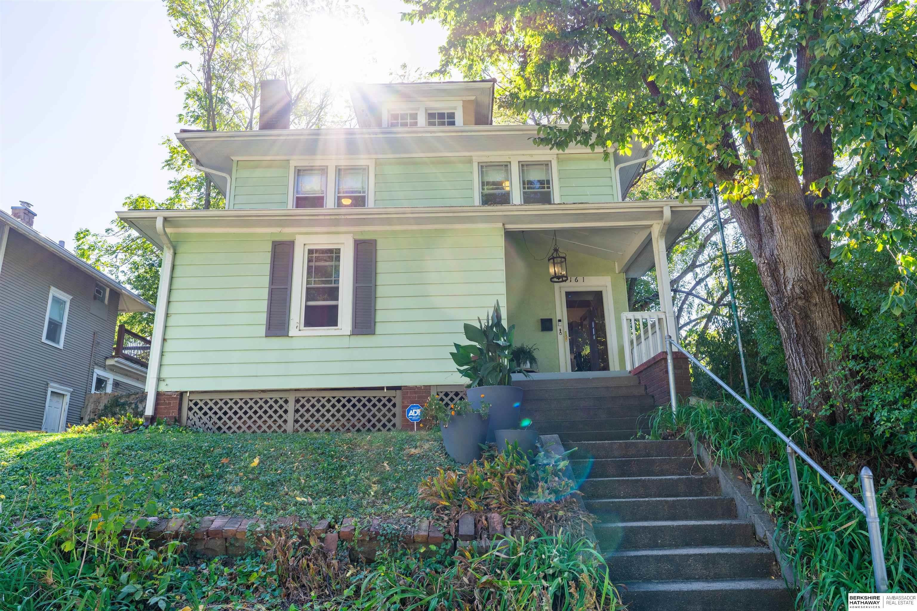 Omaha, Nebraska 68131, United States, 3 Bedrooms Bedrooms, ,2 BathroomsBathrooms,Residential,Active,232477