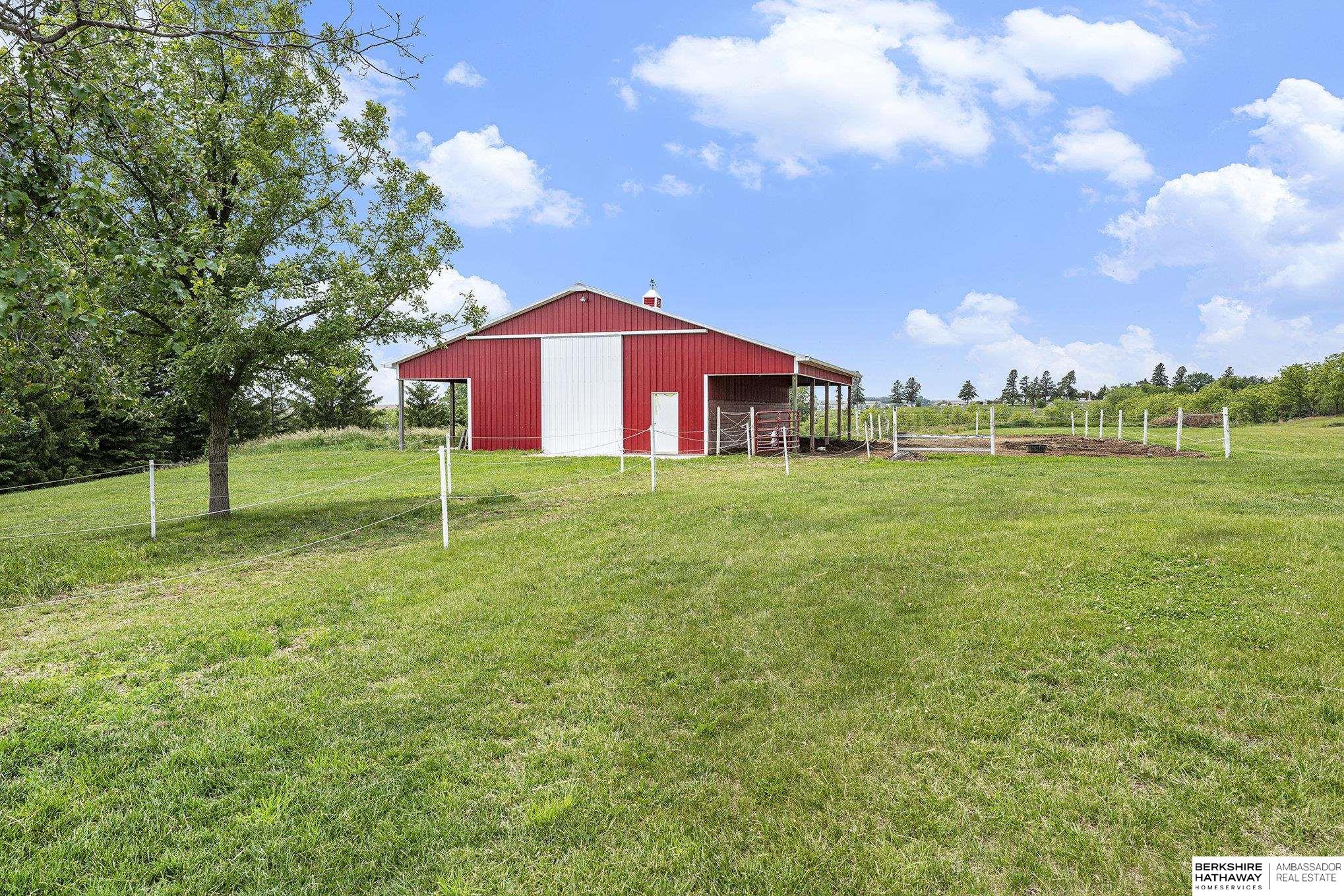 Tekamah, Nebraska 68061, United States, 4 Bedrooms Bedrooms, ,3 BathroomsBathrooms,Residential,Active,158119