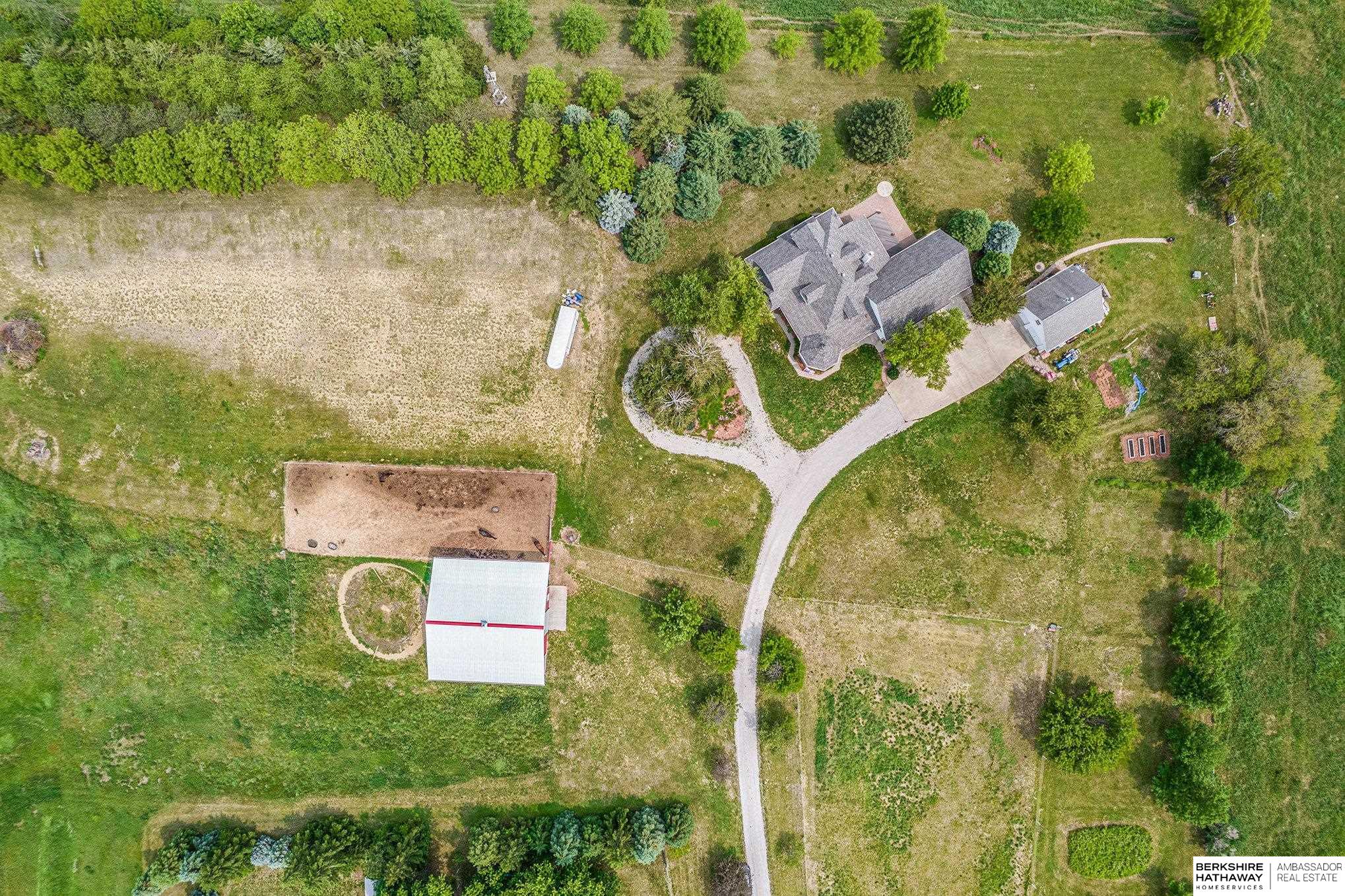 Tekamah, Nebraska 68061, United States, 4 Bedrooms Bedrooms, ,3 BathroomsBathrooms,Residential,Active,158119