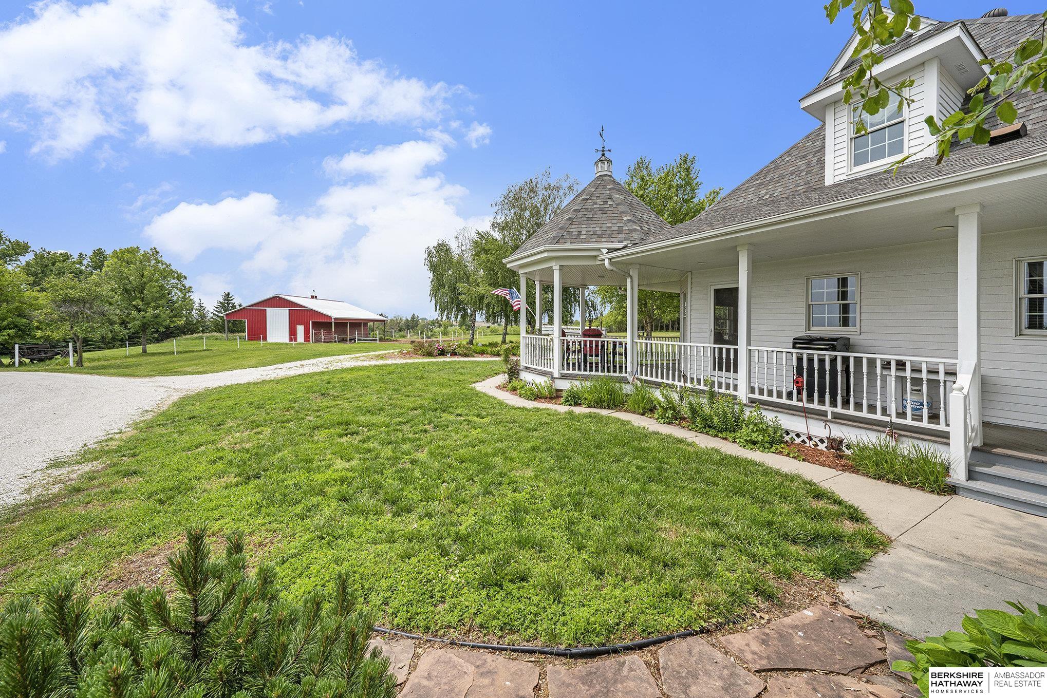 Tekamah, Nebraska 68061, United States, 4 Bedrooms Bedrooms, ,3 BathroomsBathrooms,Residential,Active,158119