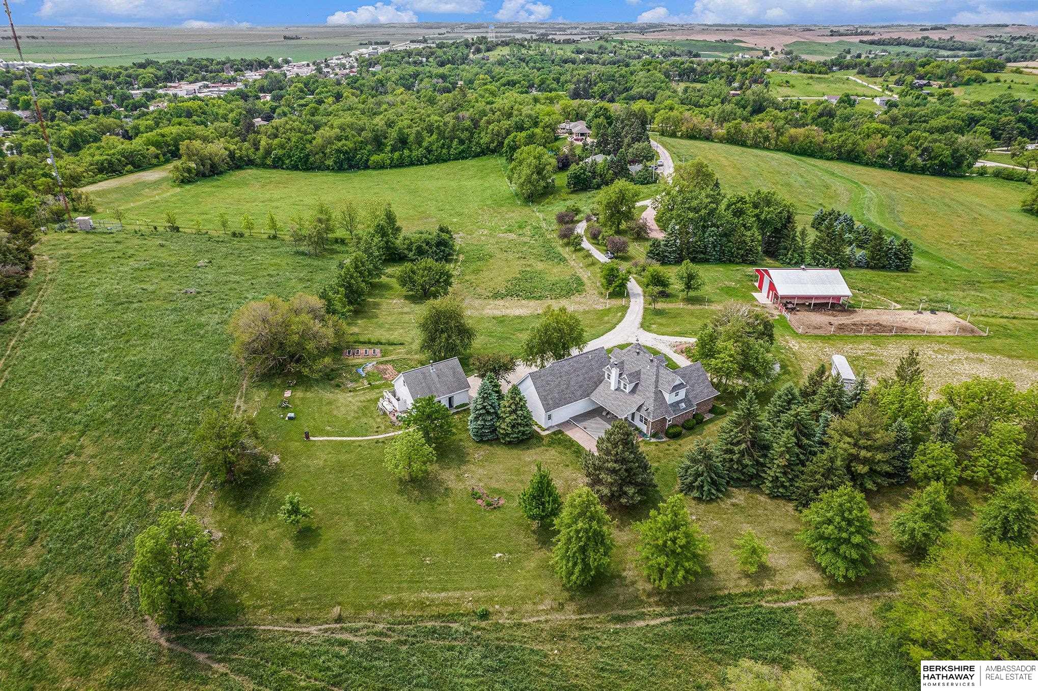 Tekamah, Nebraska 68061, United States, 4 Bedrooms Bedrooms, ,3 BathroomsBathrooms,Residential,Active,158119