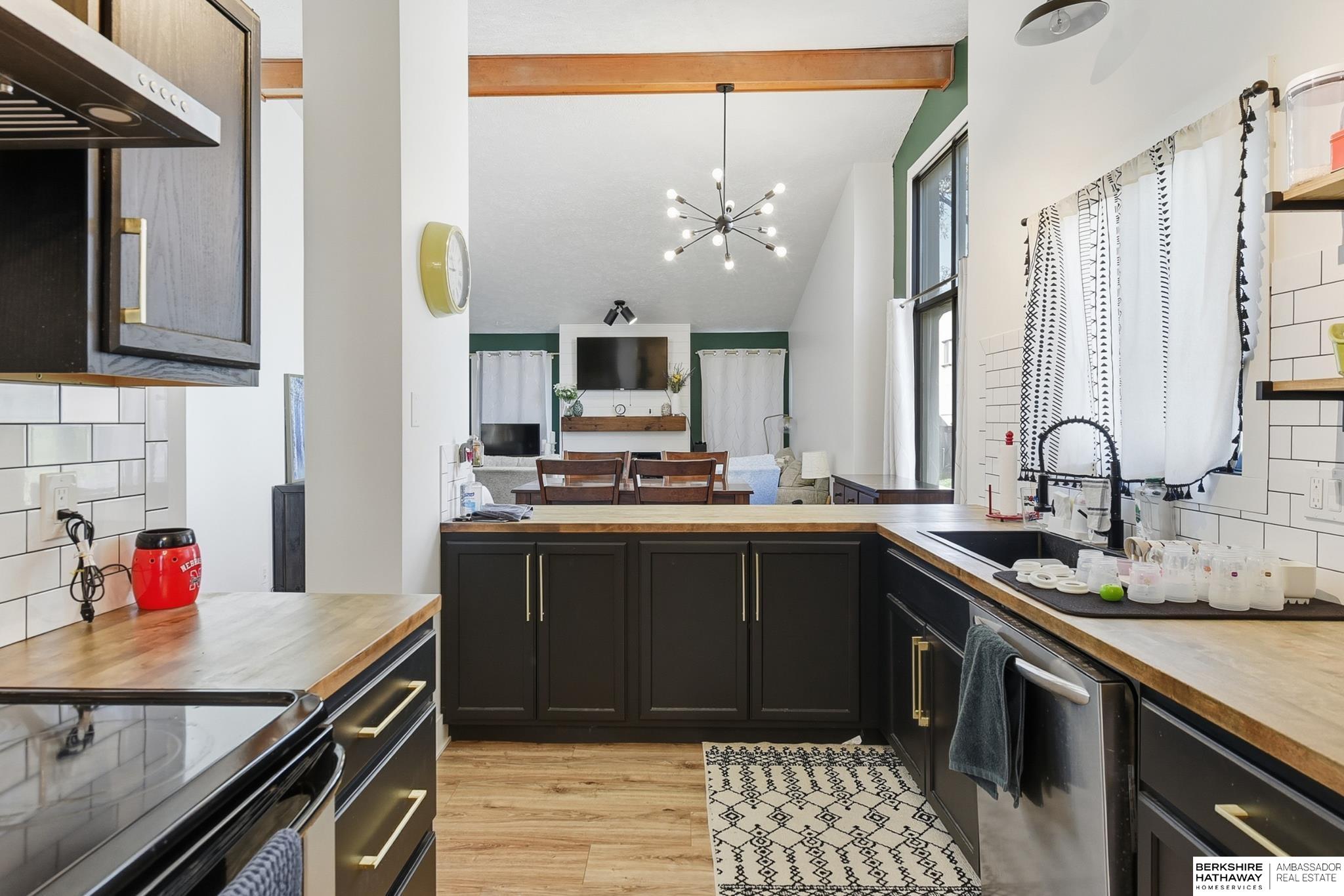 Omaha, Nebraska 68144, United States, 3 Bedrooms Bedrooms, ,2 BathroomsBathrooms,Residential,Active,235614