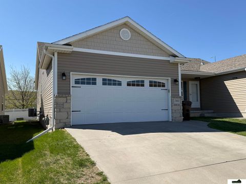 Photo of 3111 Excalibur Lane, Lincoln, NE 68504 (MLS # 22610234)