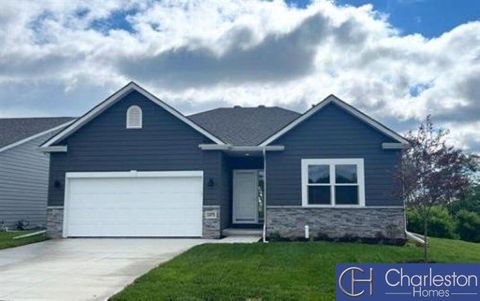 Photo of 21151 Meredith Avenue, Elkhorn, NE 68022 (MLS # 22601170)