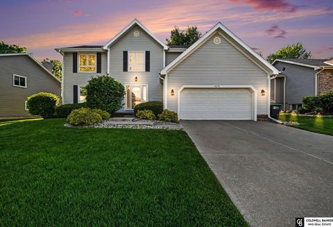 Photo of 4276 S 150th Avenue, Omaha, NE 68137 (MLS # 22611989)