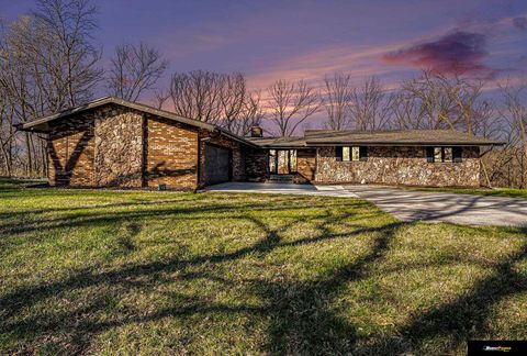 Photo of 3935 Kristy Plaza, Omaha, NE 68112 (MLS # 22528355)