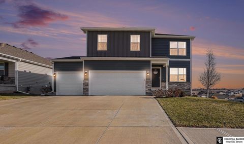 Photo of 12913 S 45th Avenue, Bellevue, NE 68133 (MLS # 22606556)
