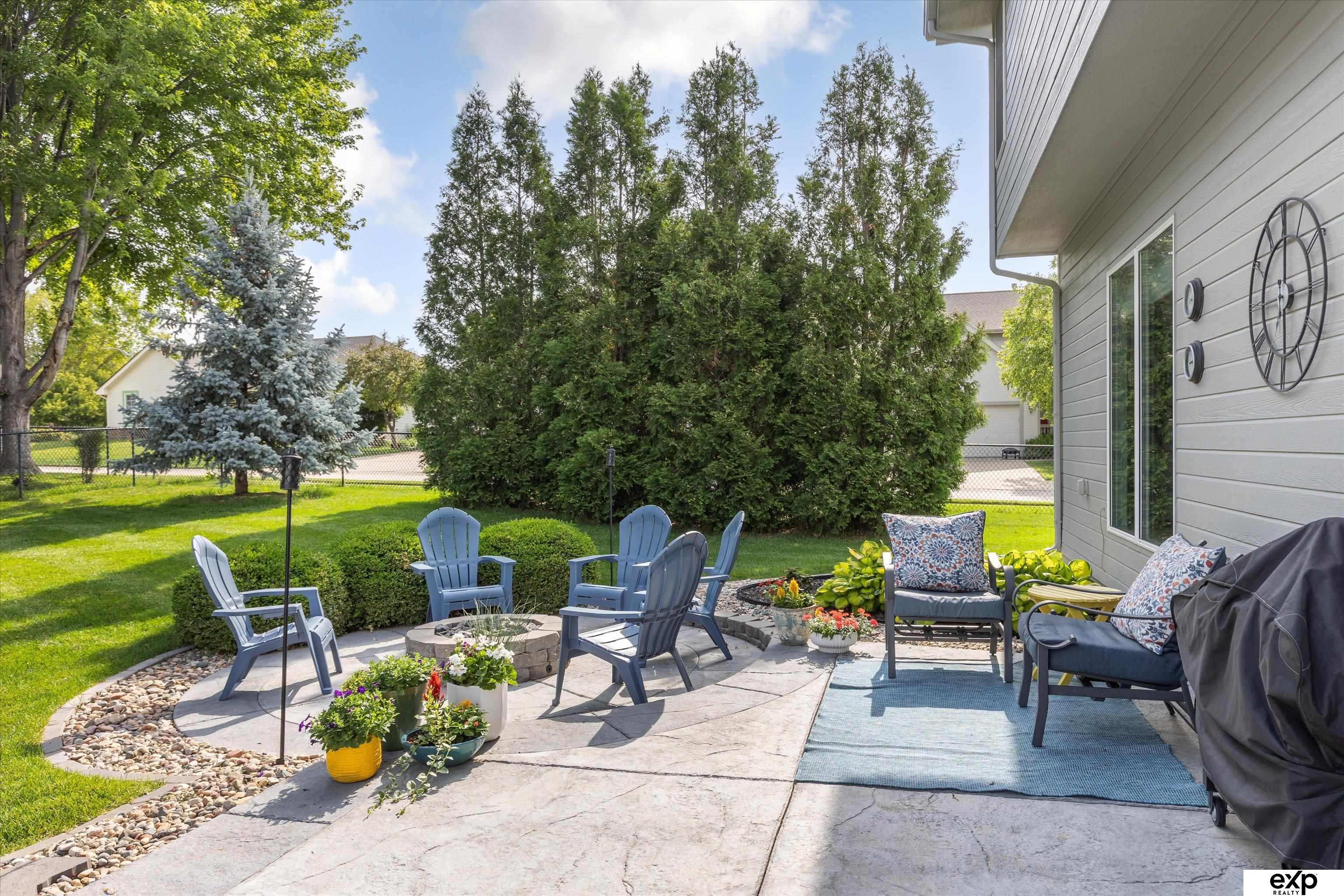 Omaha, Nebraska 68135, United States, 4 Bedrooms Bedrooms, ,3 BathroomsBathrooms,Residential,Pending,156288