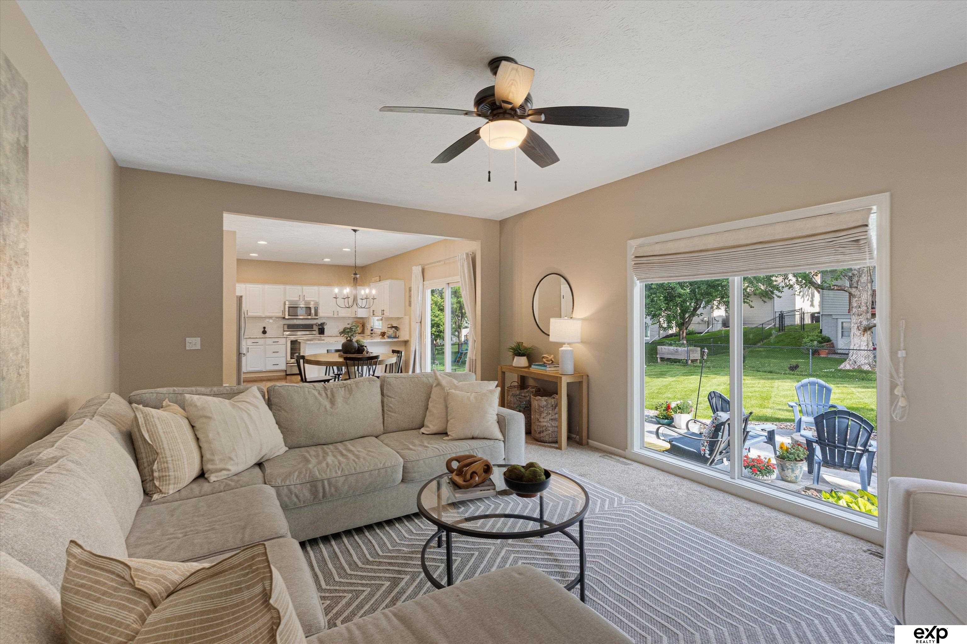 Omaha, Nebraska 68135, United States, 4 Bedrooms Bedrooms, ,3 BathroomsBathrooms,Residential,Pending,156288